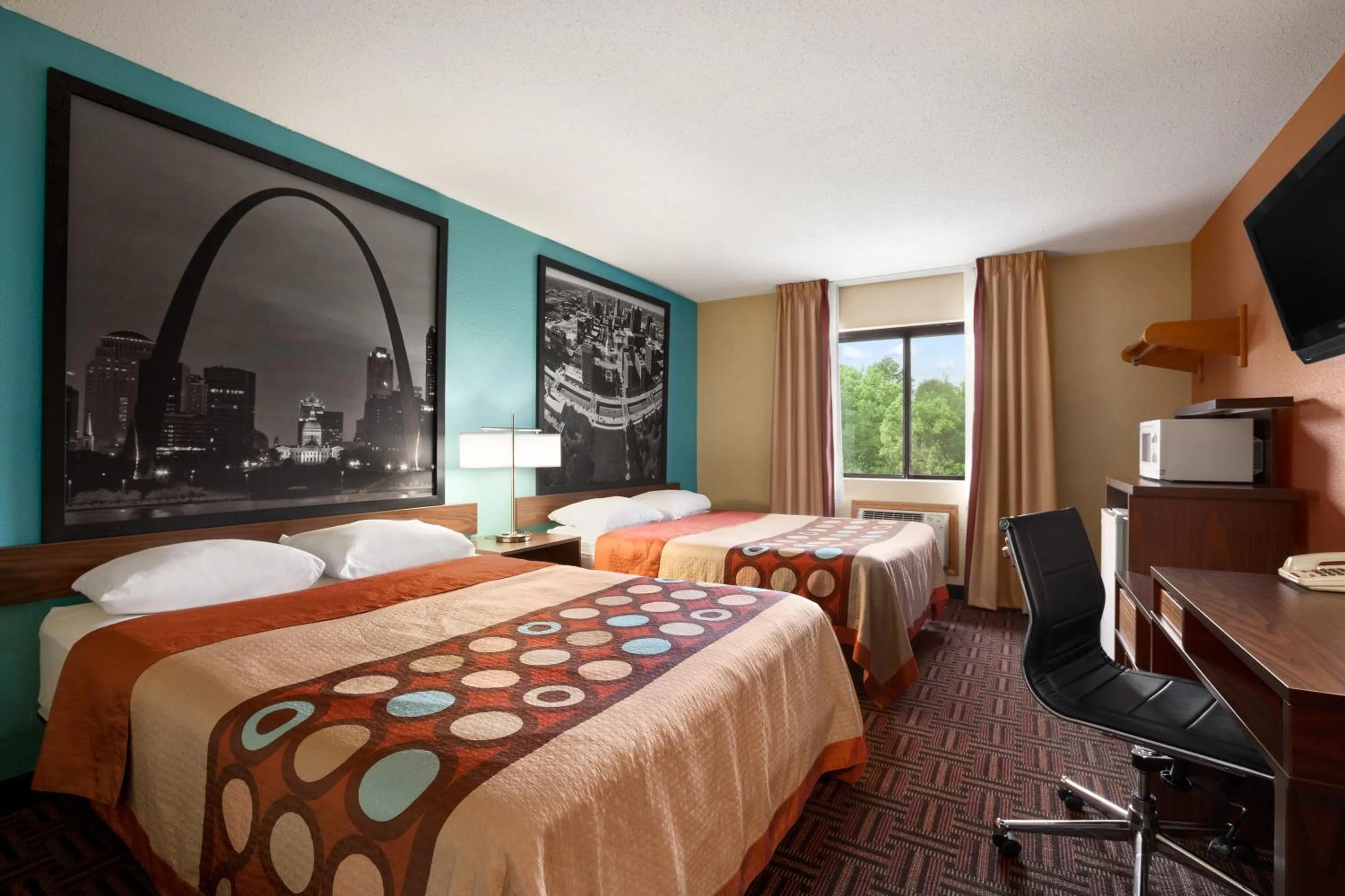 Queen Room with Two Queen Beds - Non-Smoking in Super 8 by Wyndham Fairview Heights-St. Louis