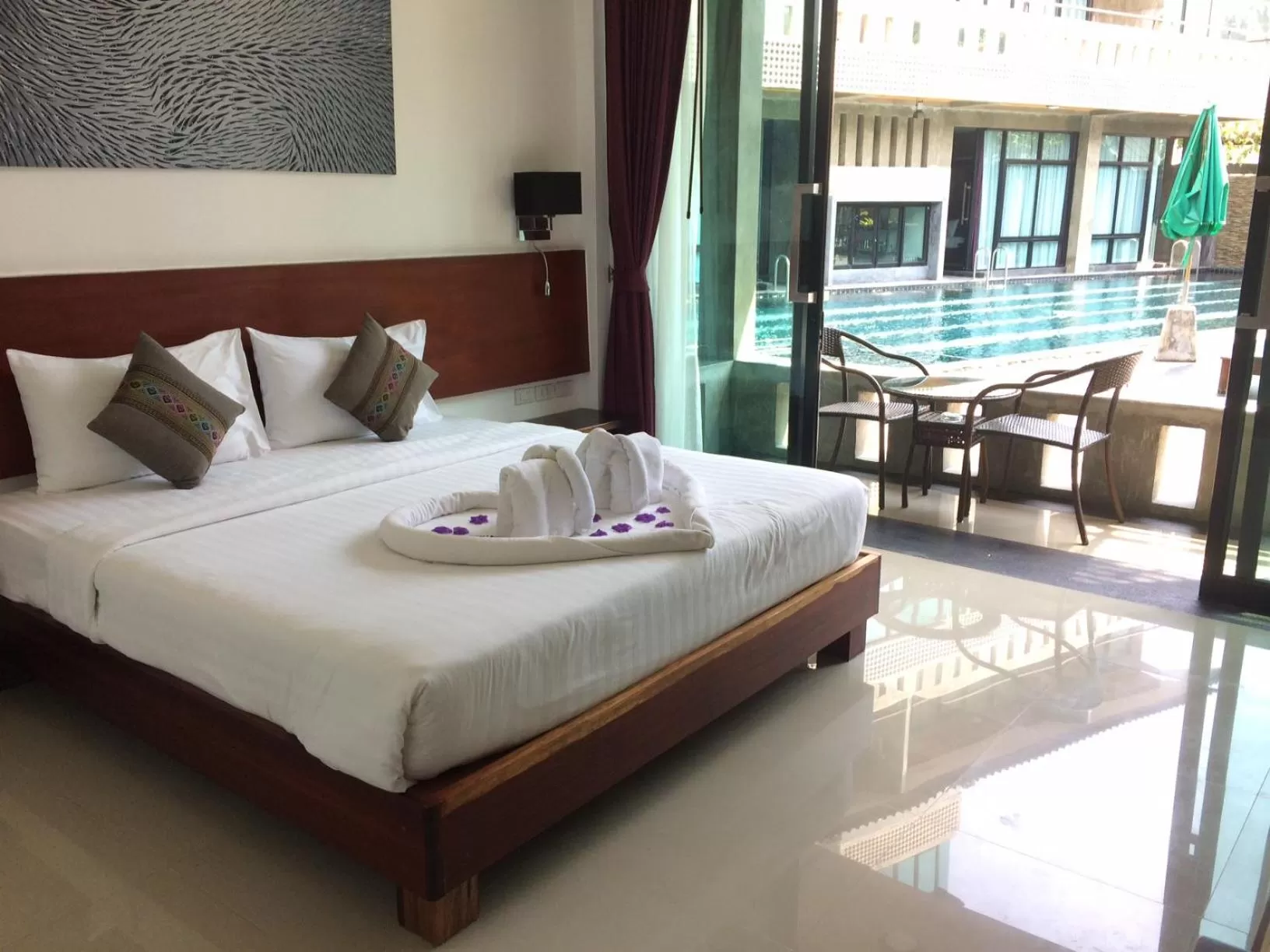 Double Room with Pool View in Green View Village Resort