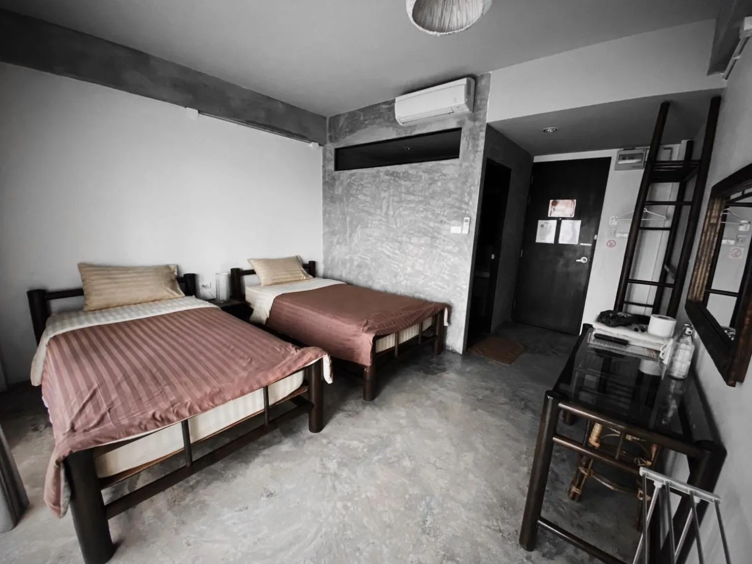 Standard Twin Room in Lamphu House Chiang Mai