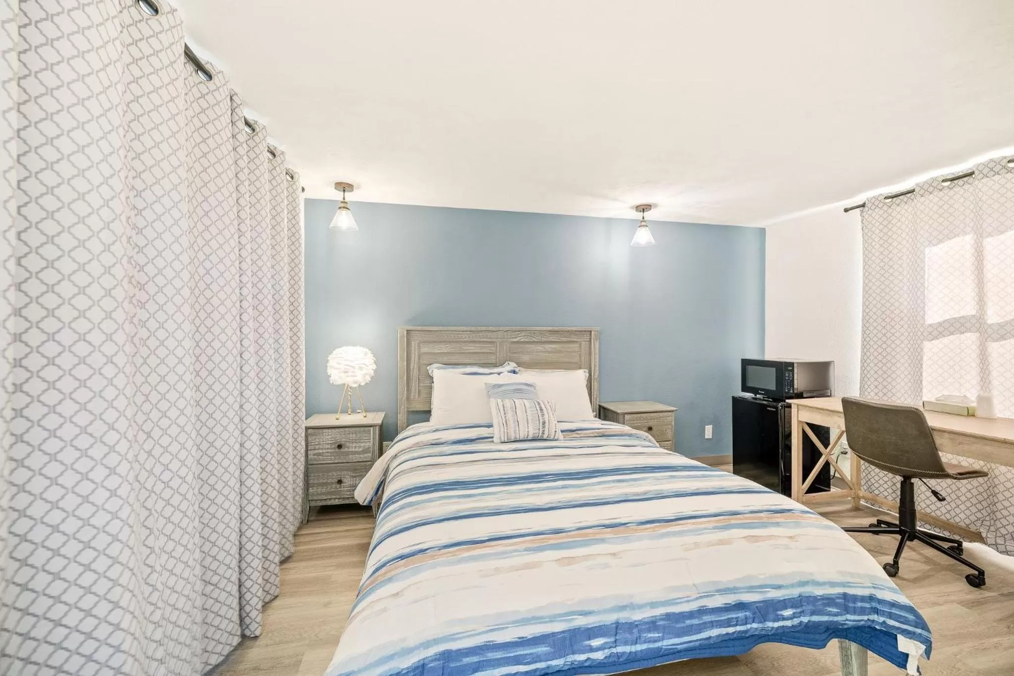 Standard Queen Room in Founder's Brook Motel and Suites