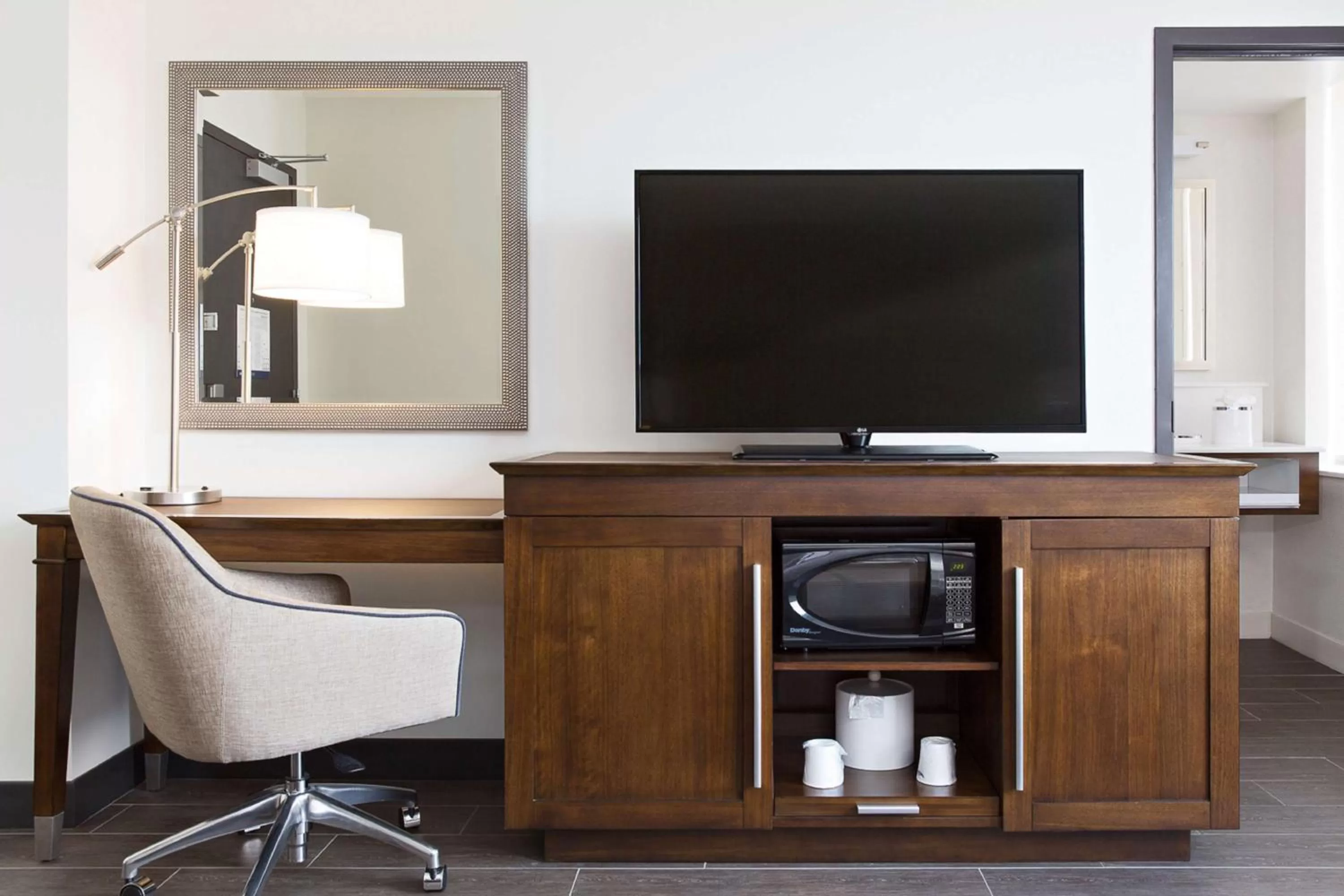 Queen Studio with Two Queen Beds in Hampton Inn & Suites Dallas Downtown