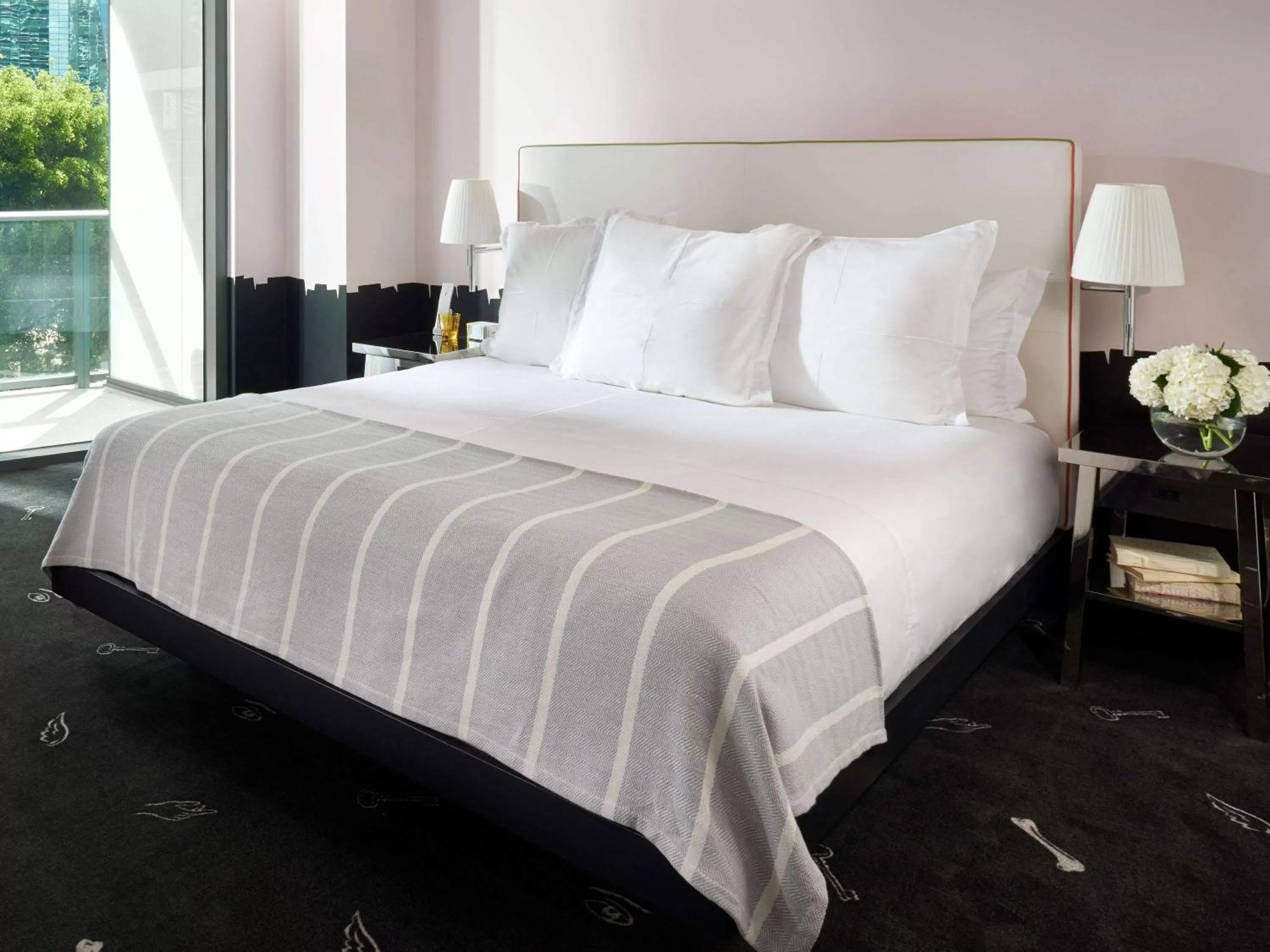 Signature Suite - Accessible in Dua Miami, Autograph Collection