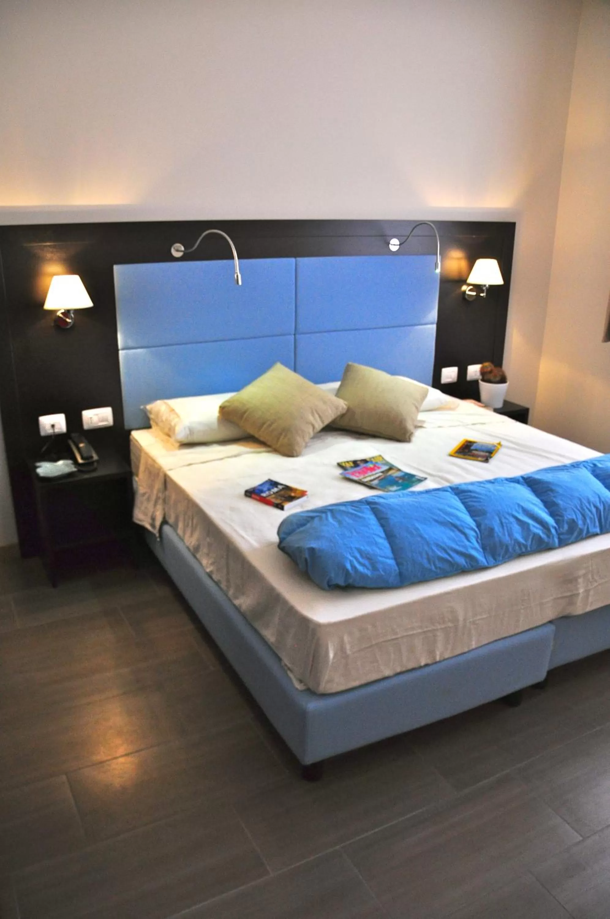 Double or Twin Room in Hotel 325 Tor Vergata