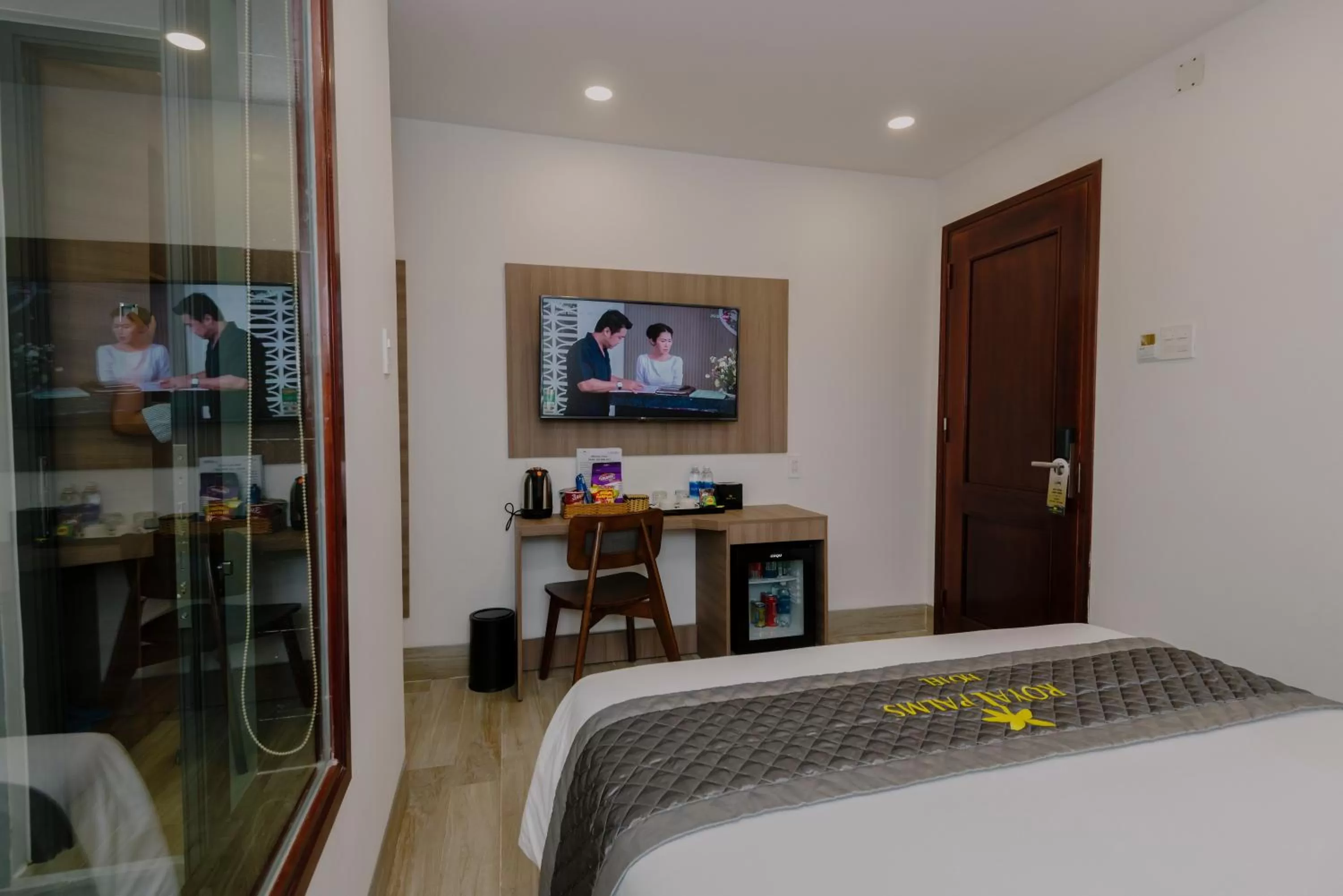 Deluxe Queen Room in Royal Palms Hotel