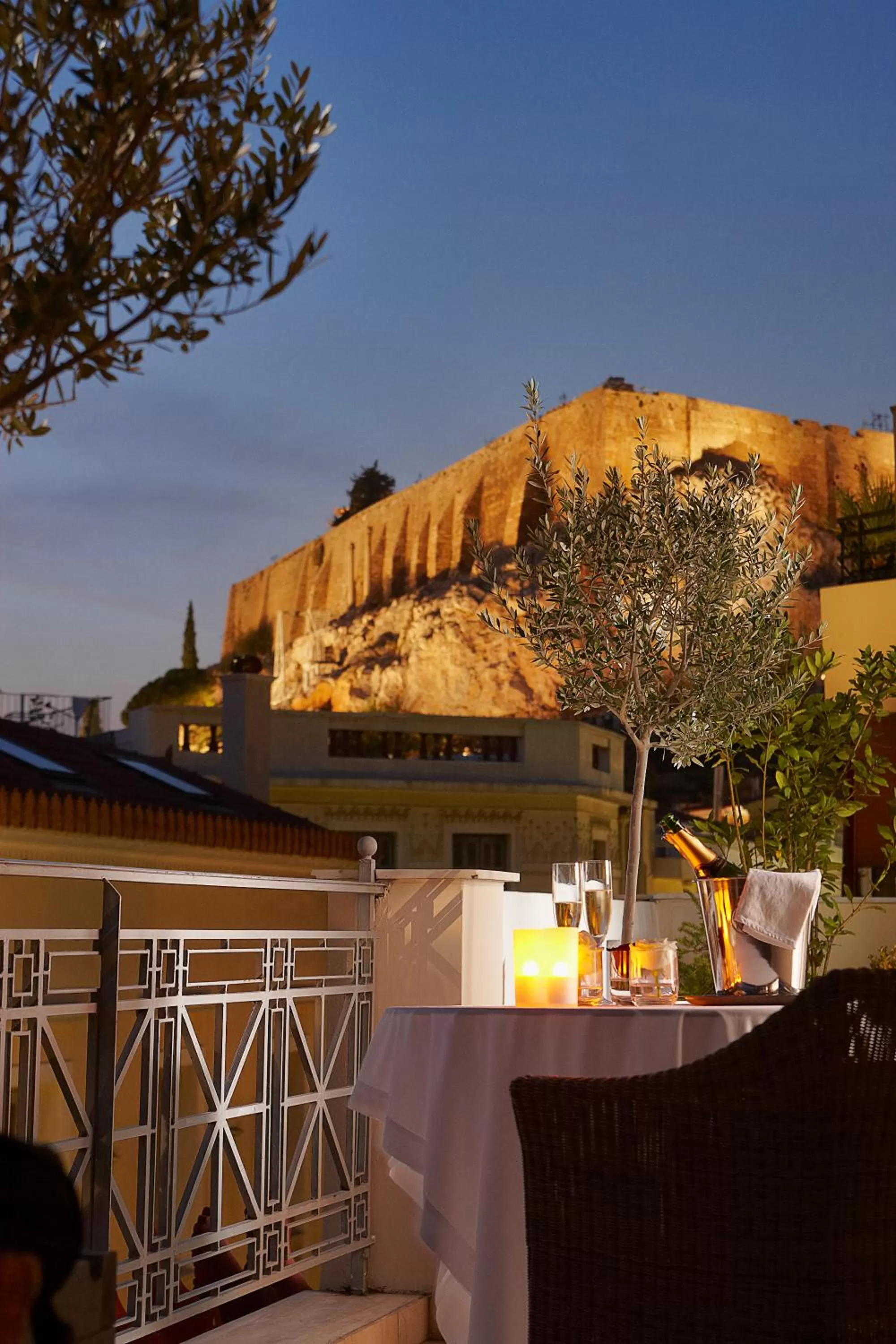 Exclusive Suite in Ava Hotel and Suites