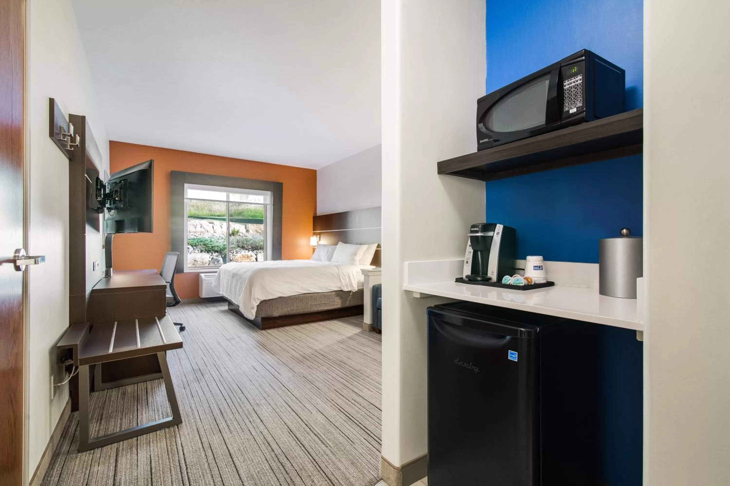 Suite - Non-Smoking in Holiday Inn Express & Suites Custer-Mt Rushmore