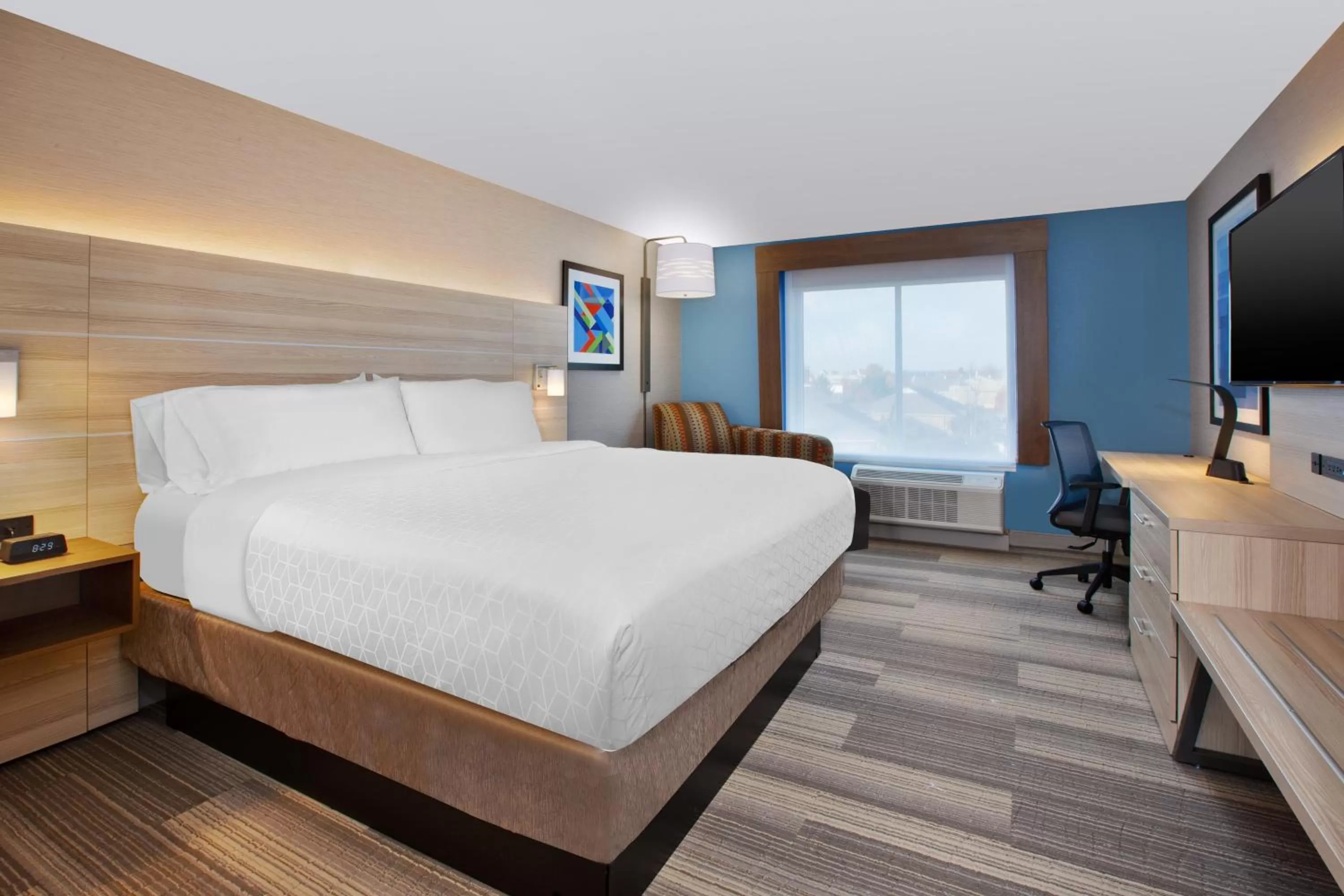 Standard King Room in Holiday Inn Express & Suites Wooster by IHG