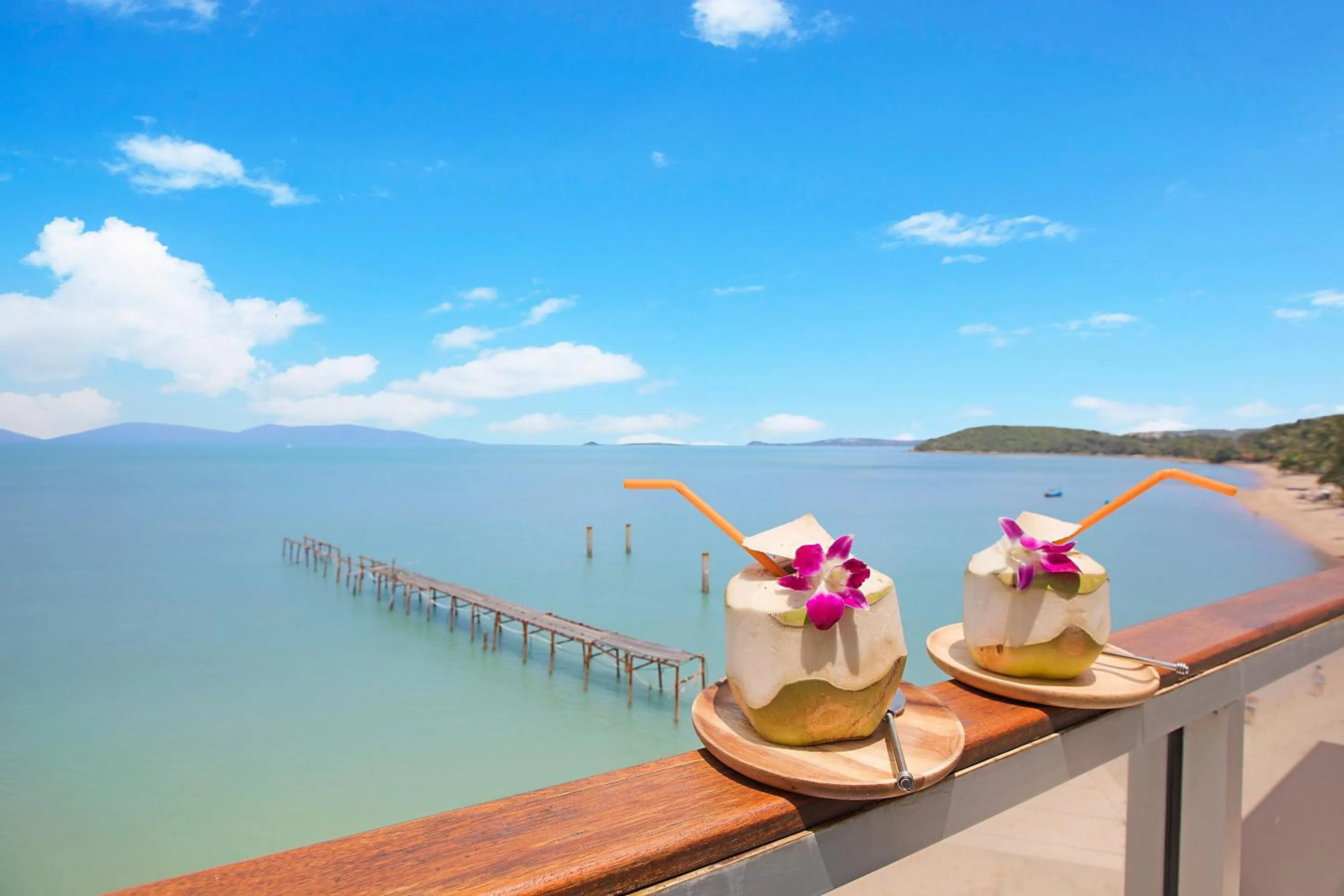 Deluxe Double Room with Sea View in Enjoy Beach Hotel