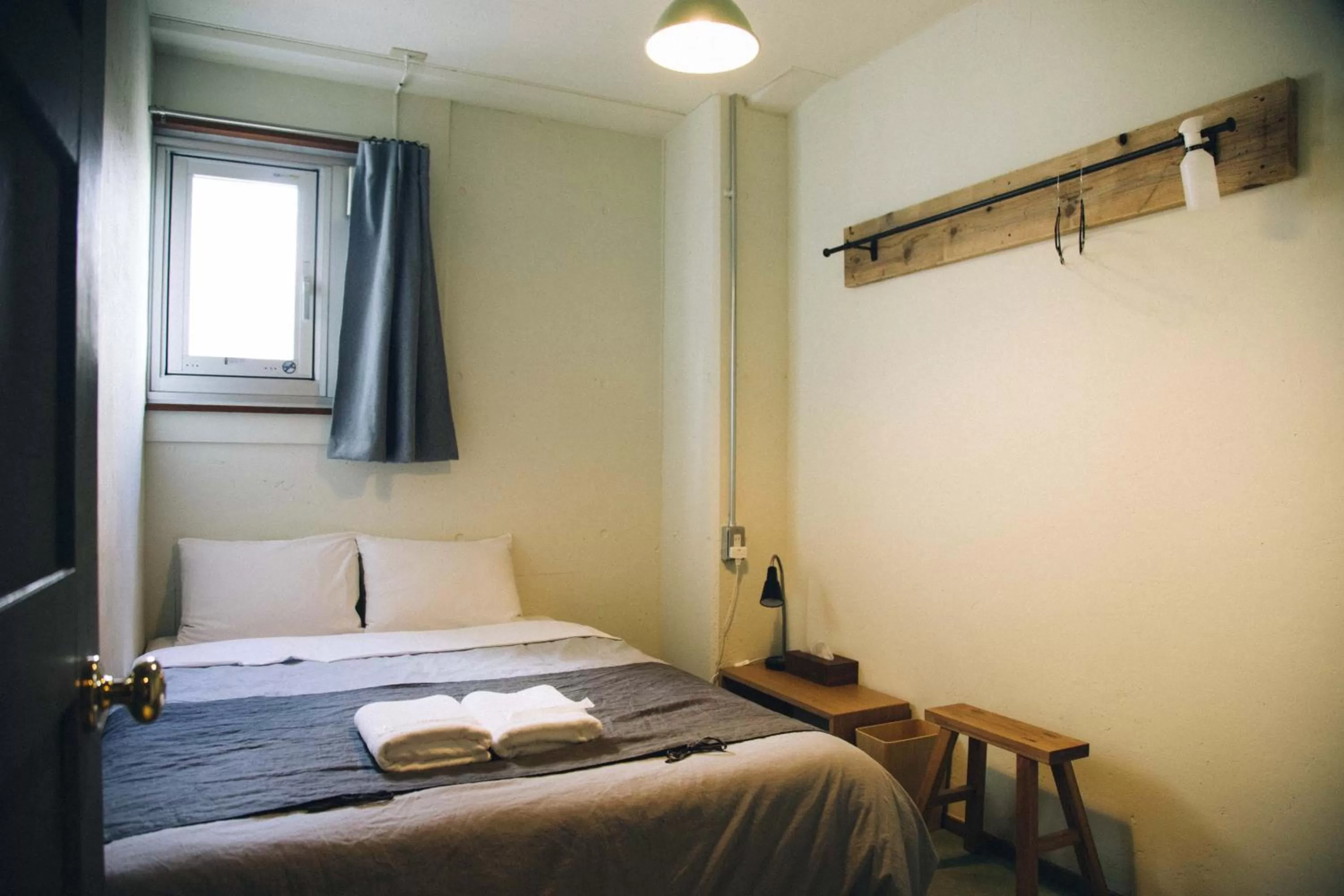 Standard Double Room in Nui. HOSTEL & BAR LOUNGE
