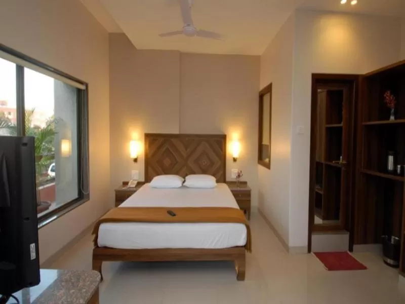 Executive Triple Room in Sai Palace Budget Hotel