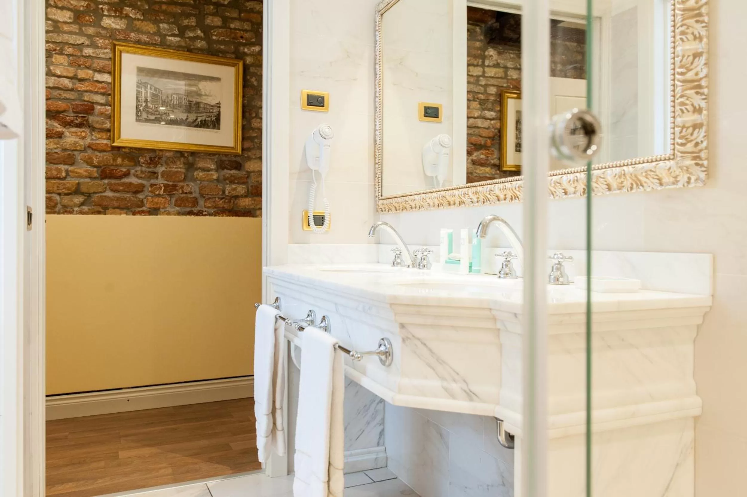 One-Bedroom Apartment - Annex in Hotel Al Duca Di Venezia