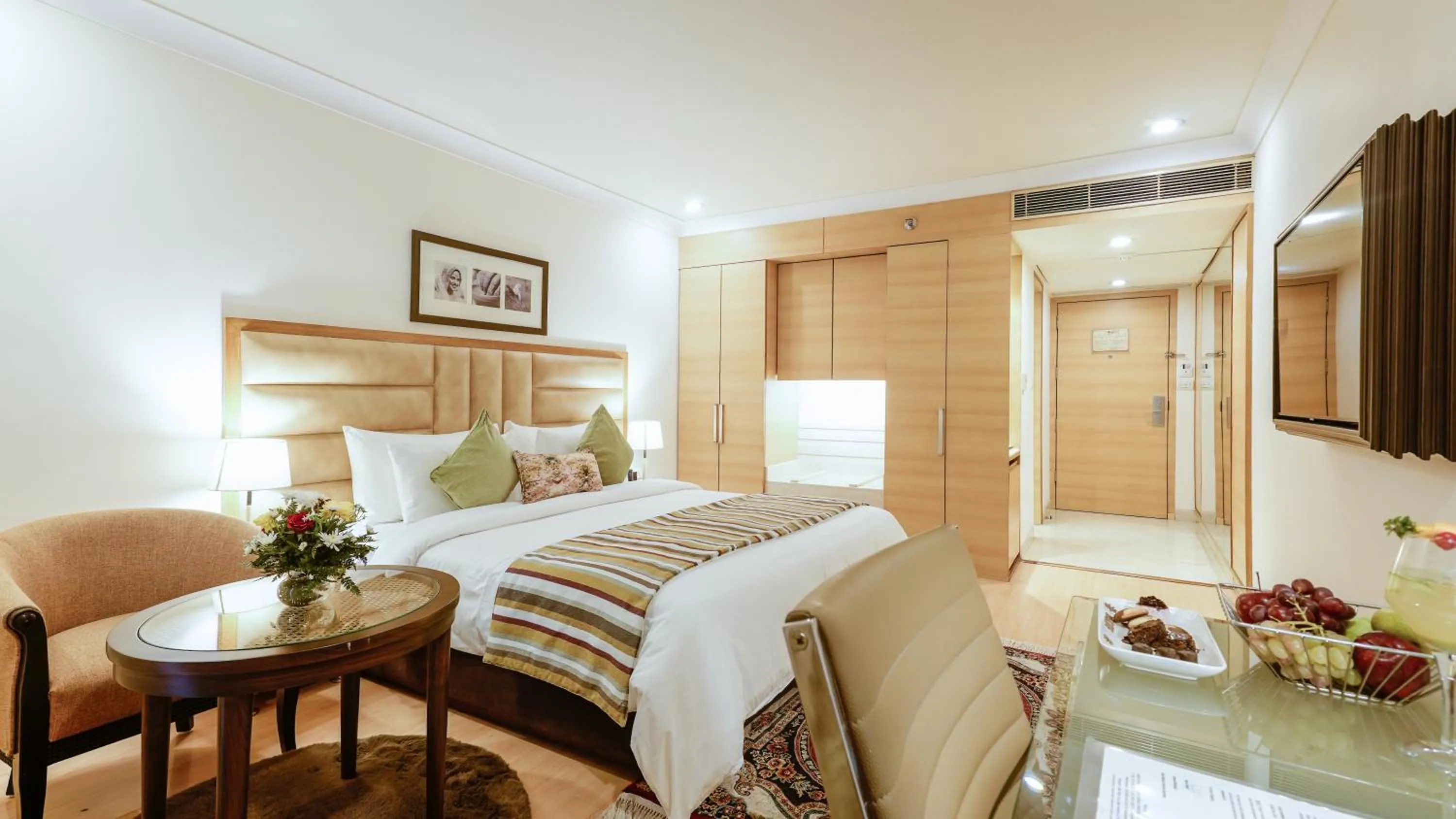 Deluxe Double Room in Best Western Merrion