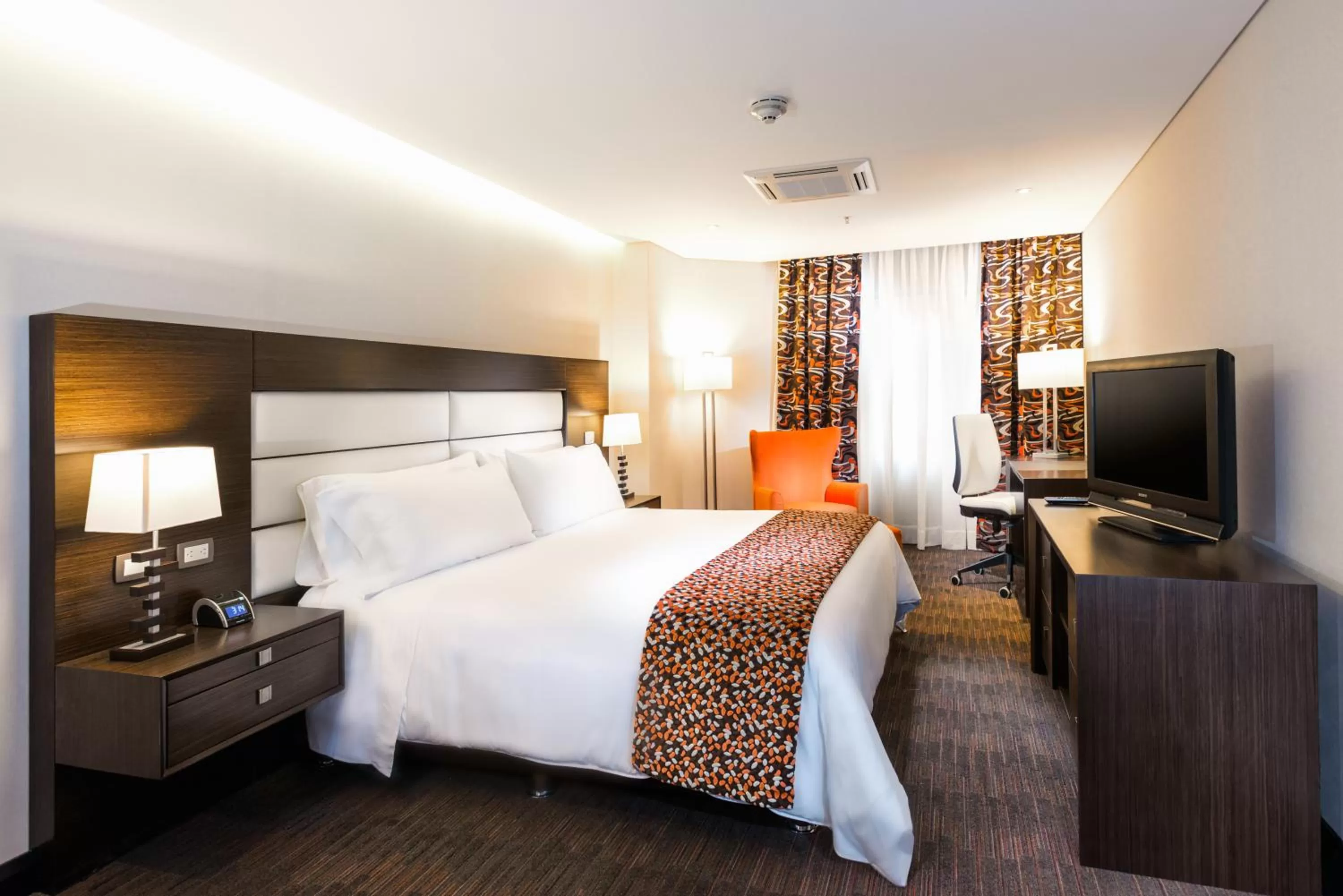 Executive Double Room VIP Floor in Casa Dann Carlton Hotel & SPA