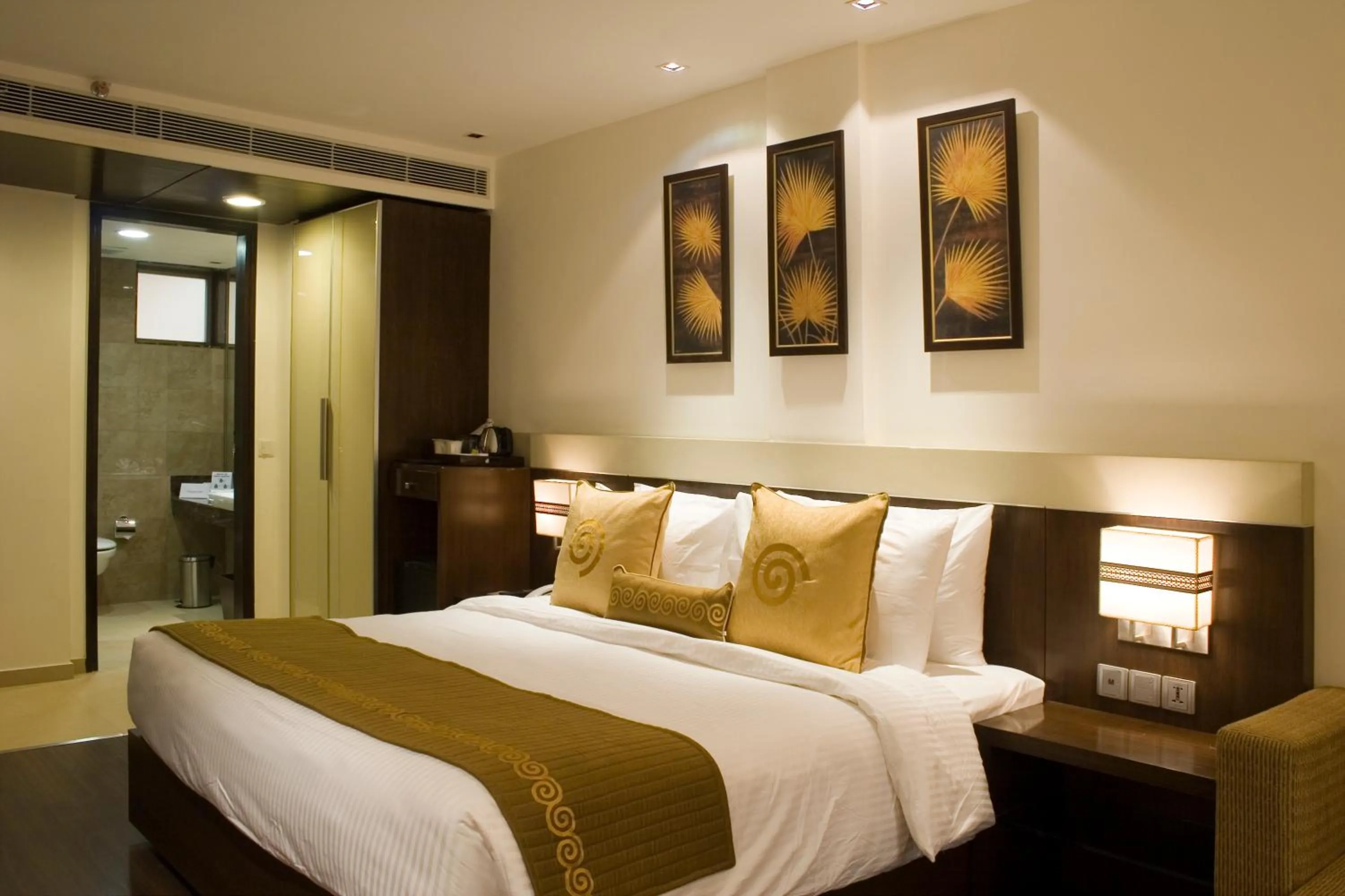Club Room - single occupancy in Shervani Hotel Nehru Place