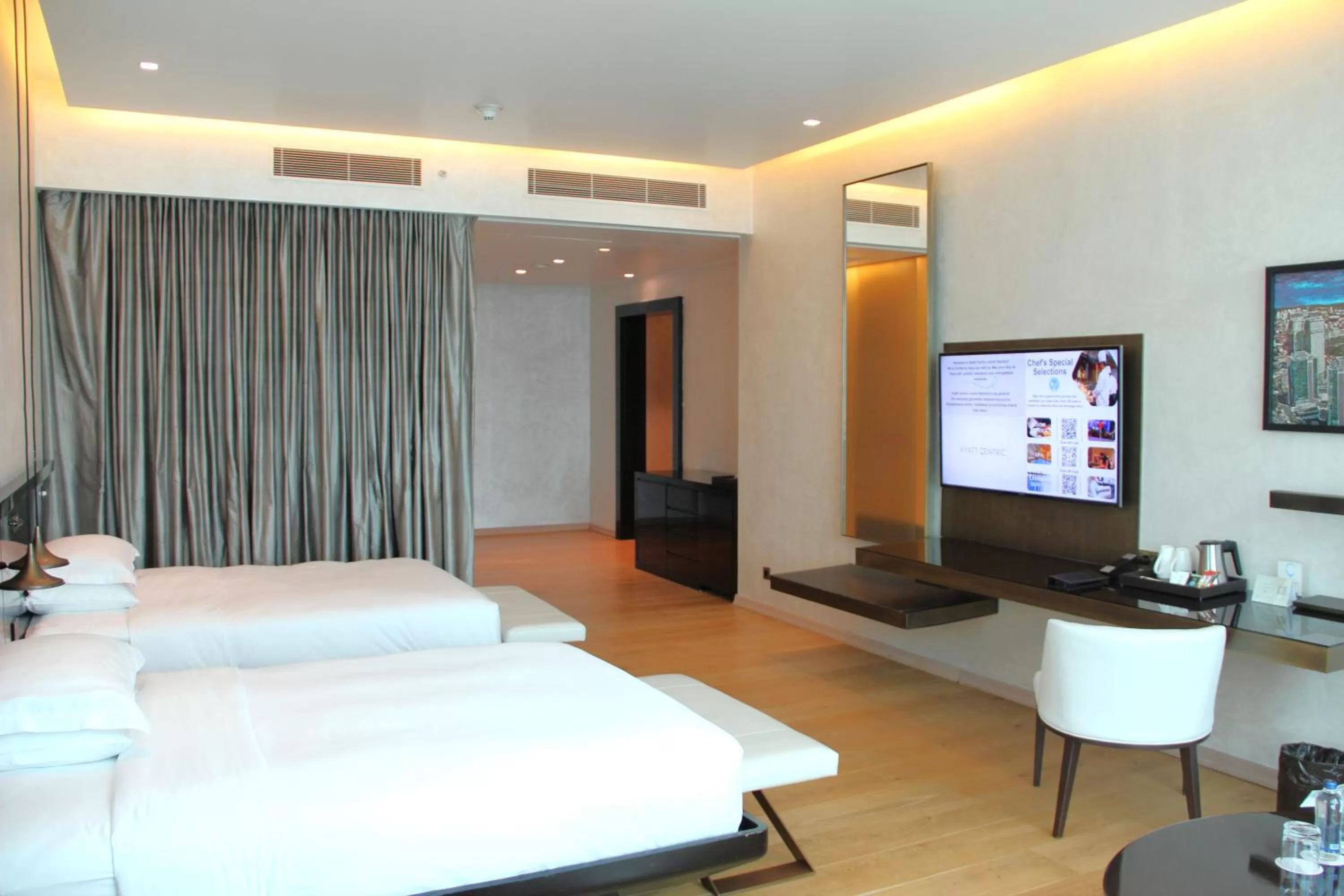 Twin Suite in Hyatt Centric Levent Istanbul