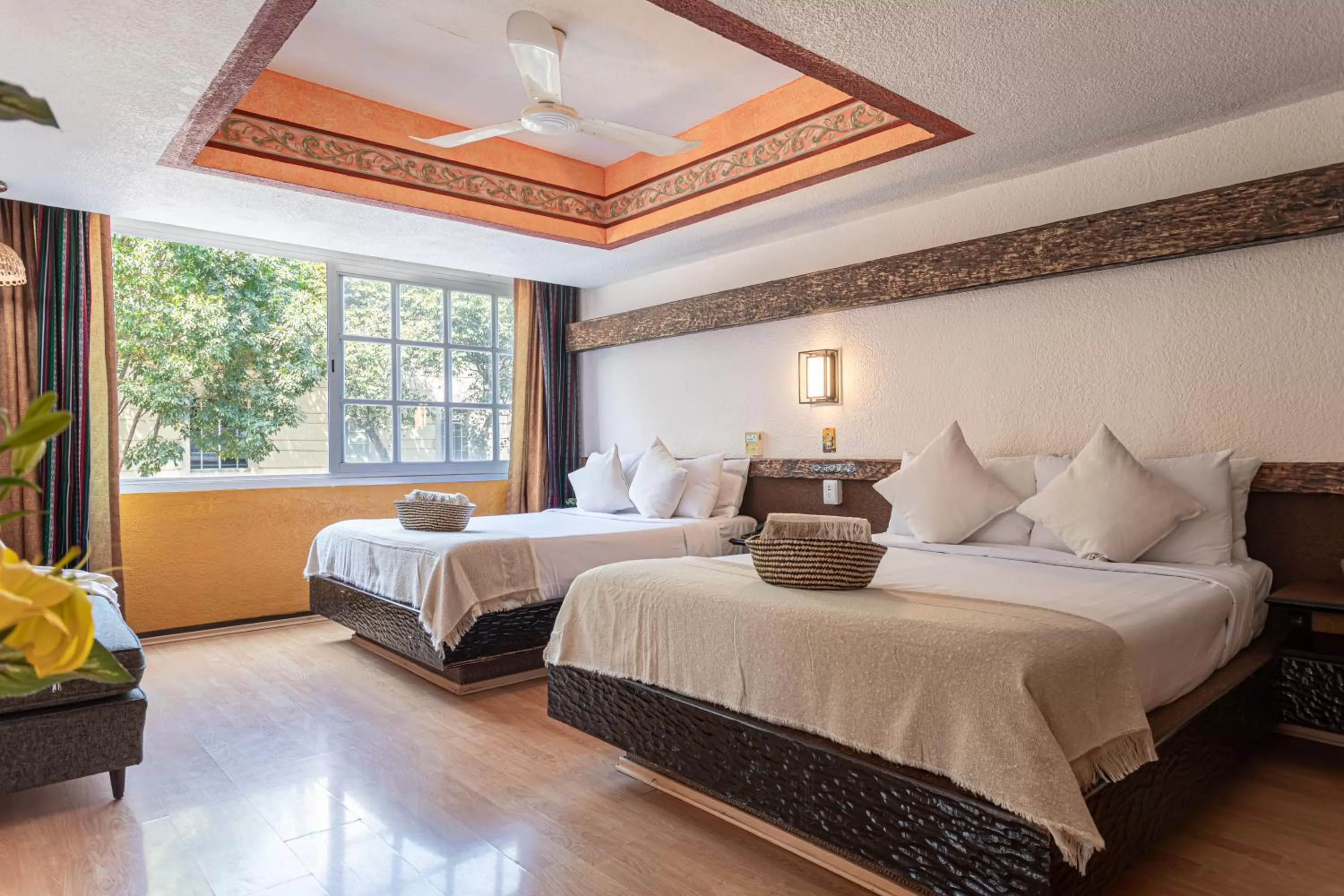 Standard Quadruple Room with Two Double Beds in Soy Local CDMX