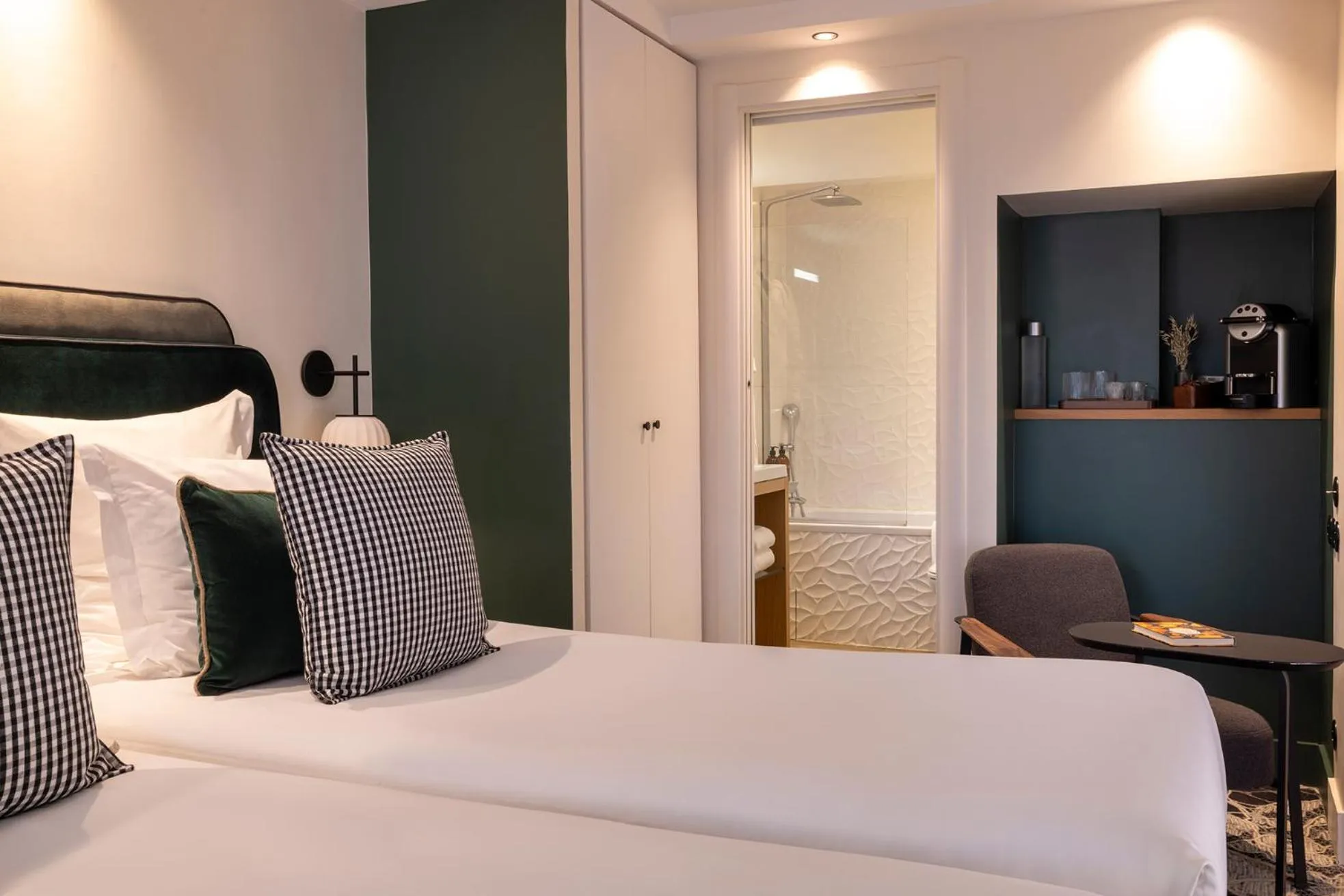 Superior Double or Twin Room in Hotel Chavanel