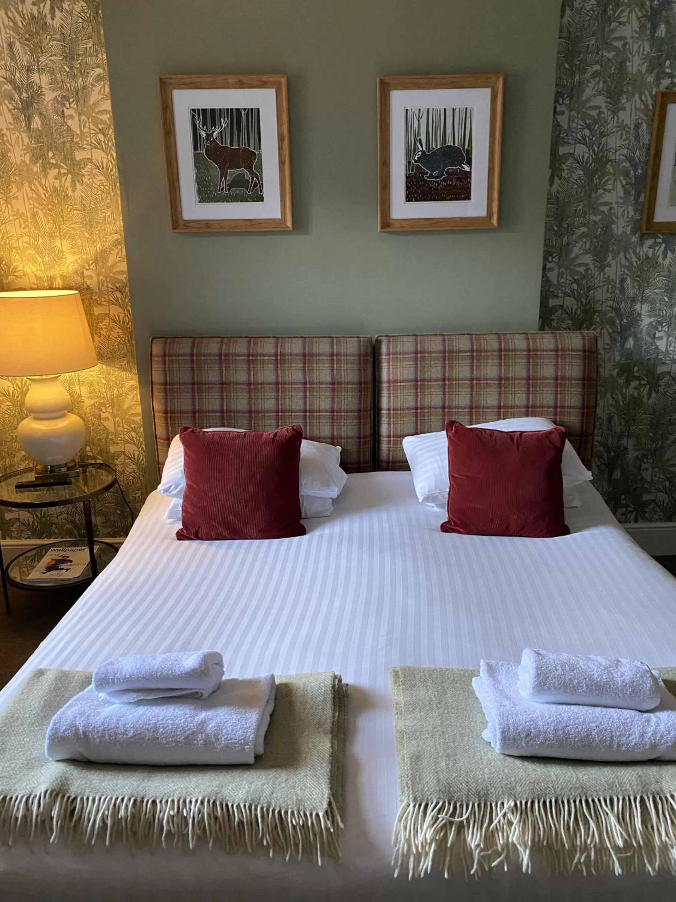 Standard Twin Room in The Plough