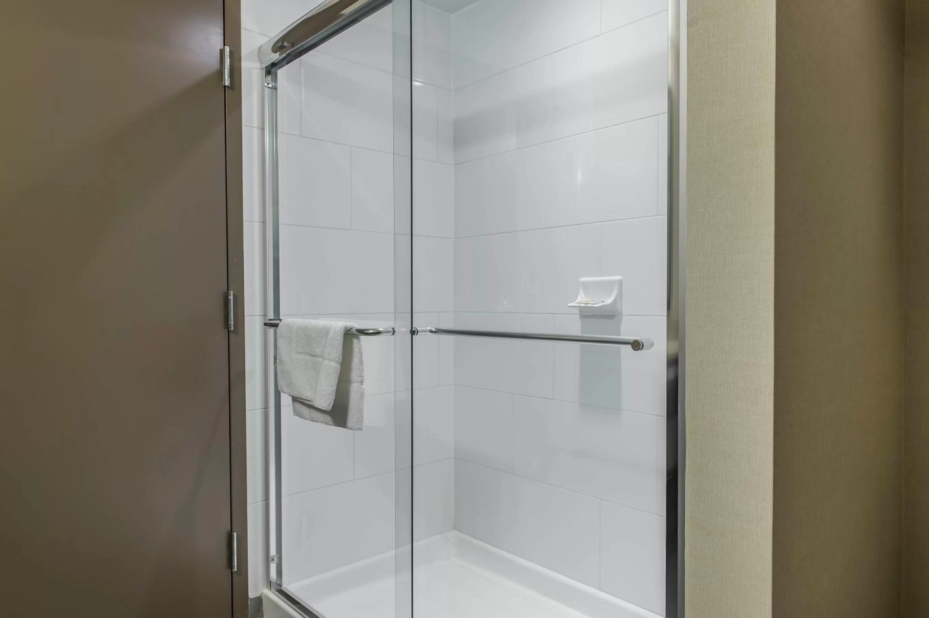 Queen Room with Two Queen Beds - Non-Smoking in Quality Inn & Suites Kingston