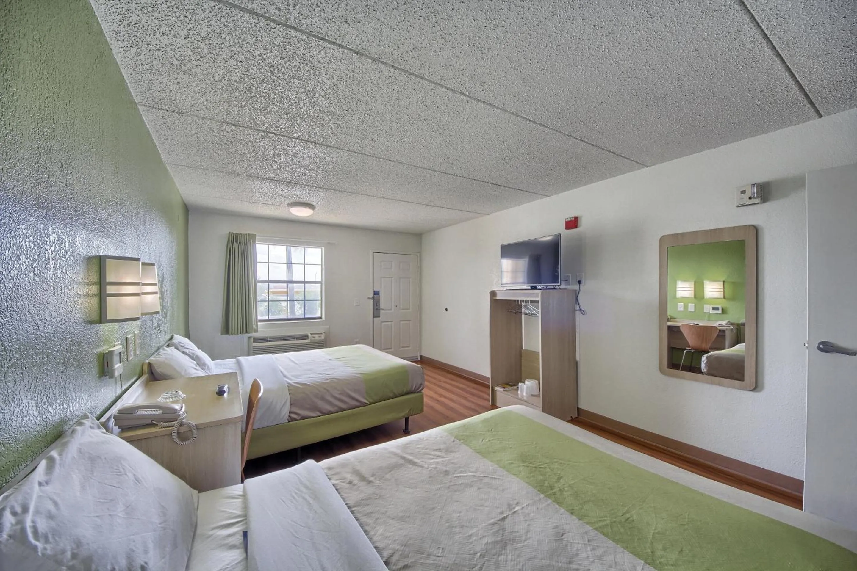 Queen Room with Two Queen Beds - single occupancy in Motel 6-San Antonio, TX - Northwest Medical Center