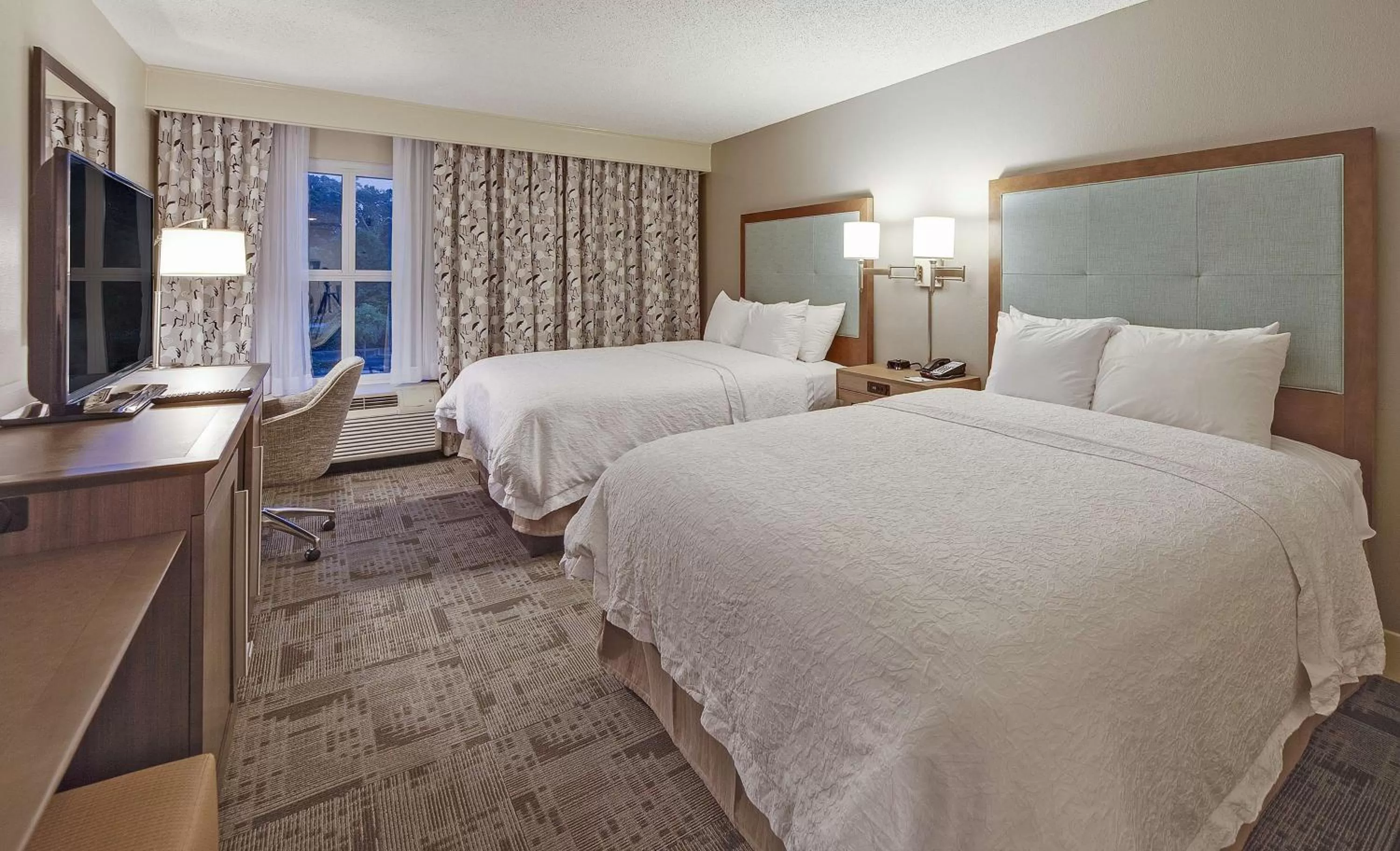 Queen Room with Two Queen Beds - Hearing Access/Non-Smoking in Hampton Inn Myrtle Beach Broadway at the Beach