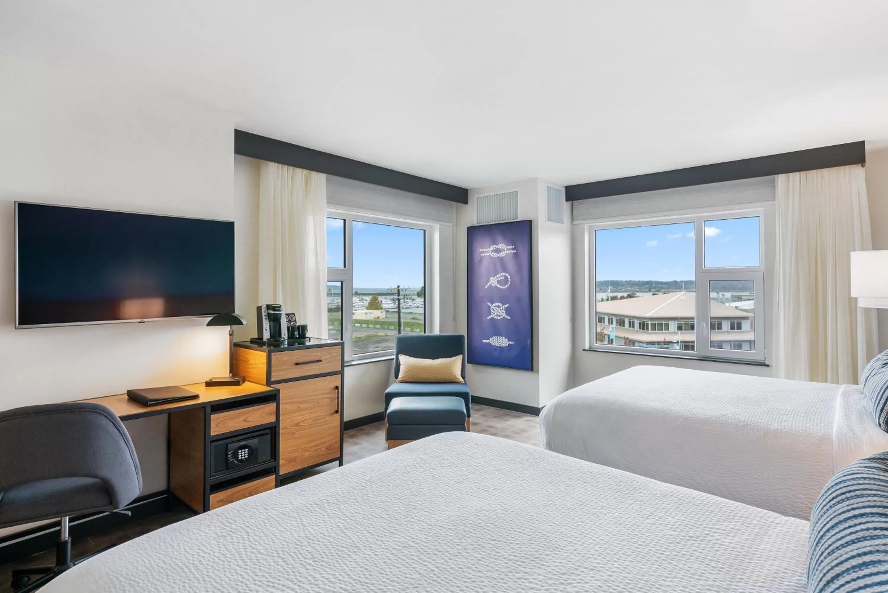Premium Queen Room with Two Queen Beds and Water View in Hotel Indigo Seattle Everett Waterfront Place by IHG