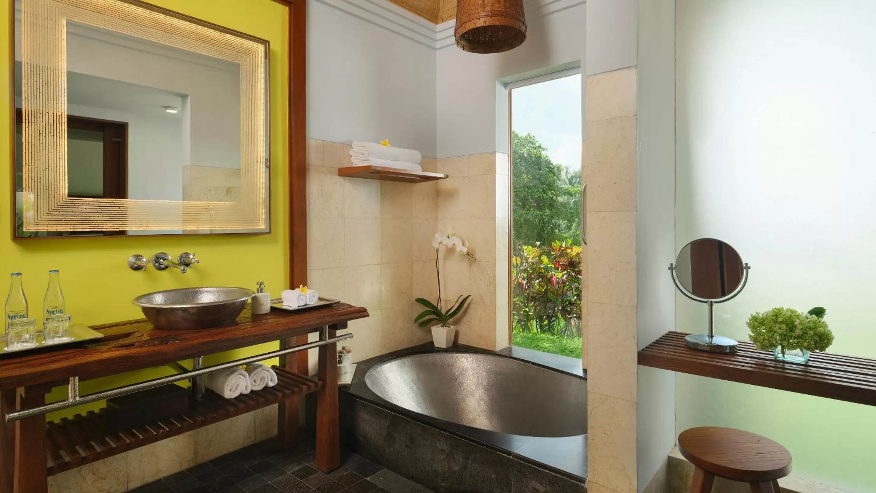 Heavenly Jacuzzi Villa with Butler Service - Twin Bed in Maya Ubud Resort & Spa