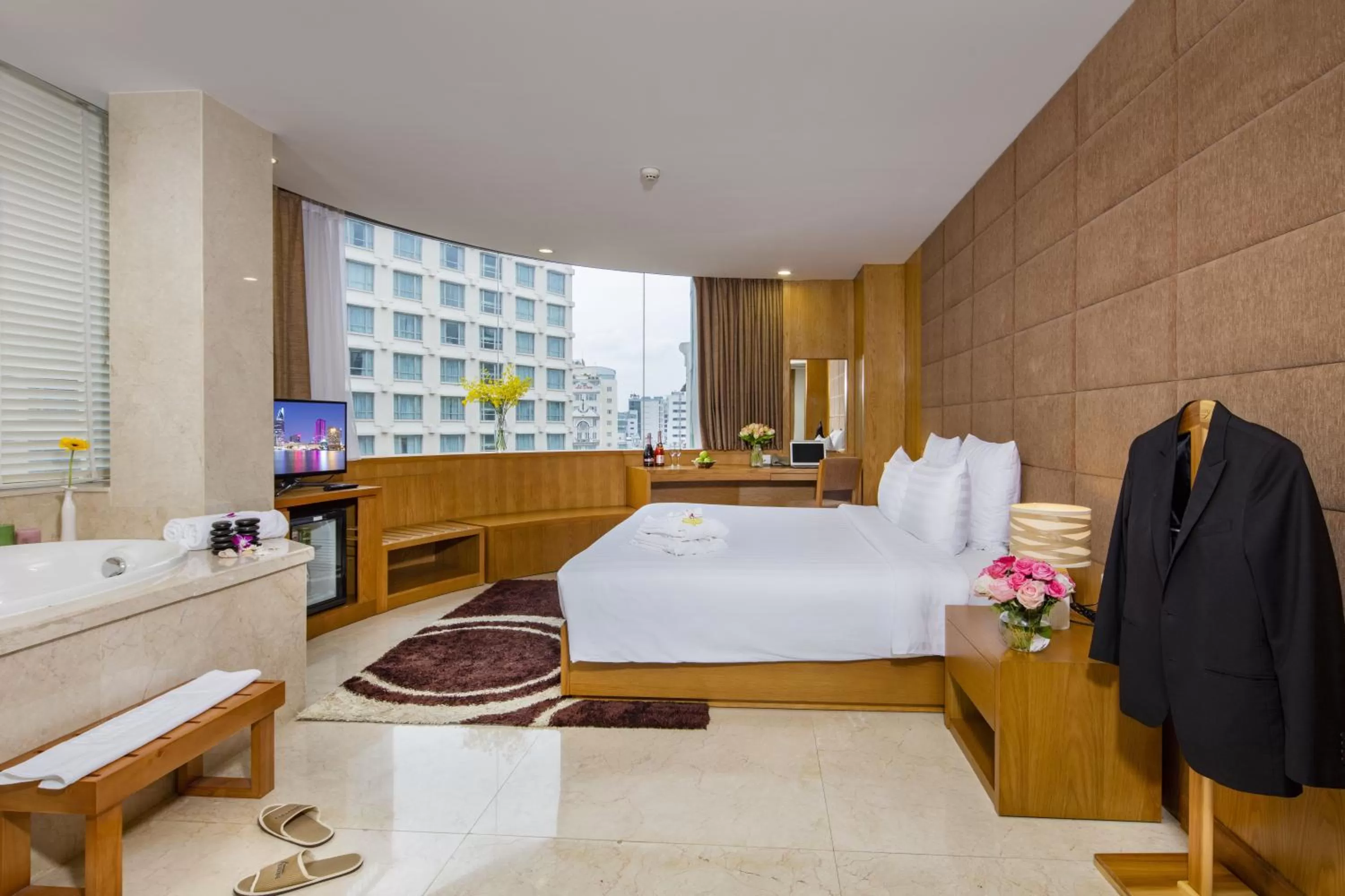 Executive Suite City View in Paradise Saigon Boutique Hotel & Spa