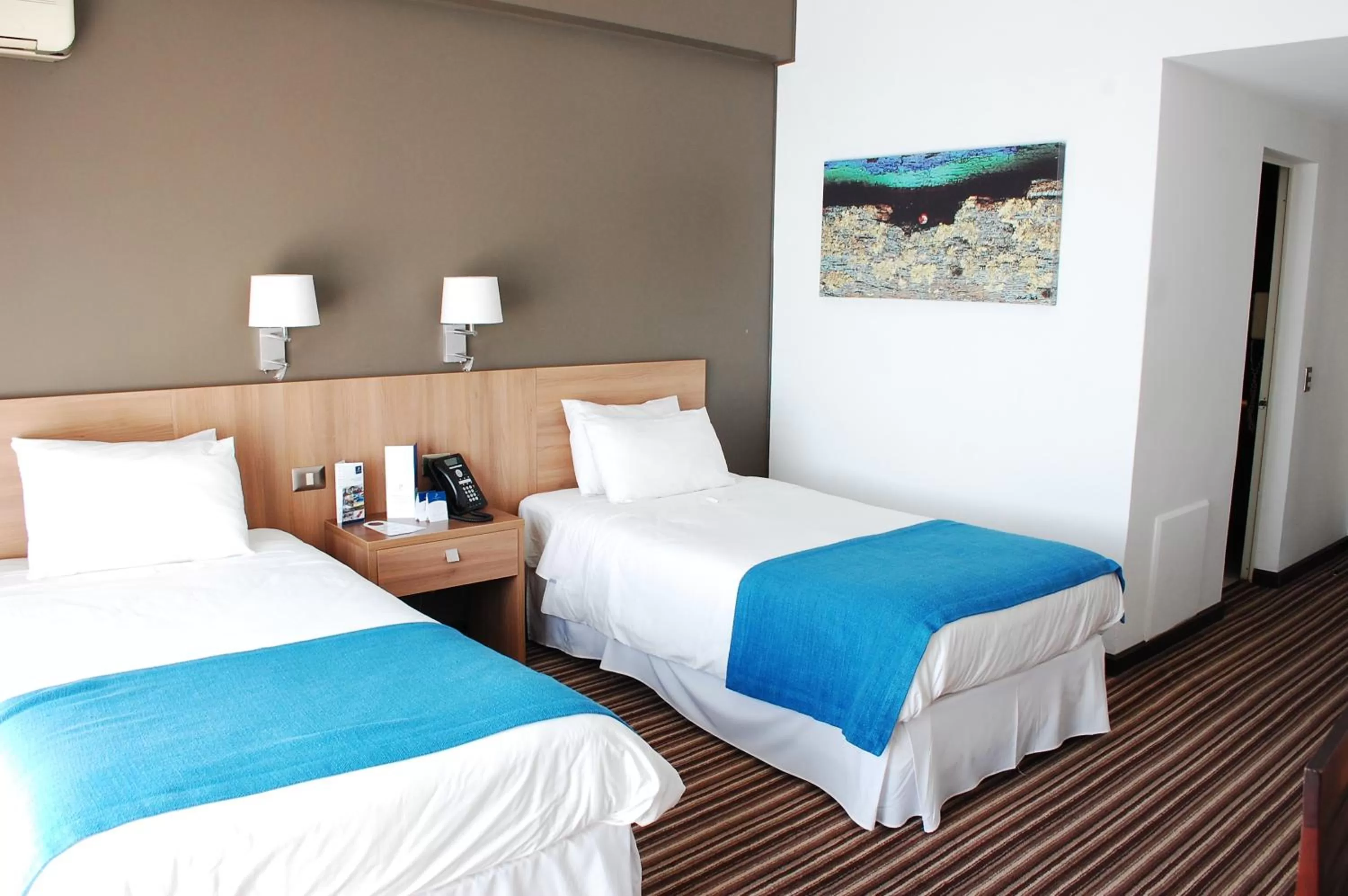 Twin Room with City View in Hotel Antofagasta