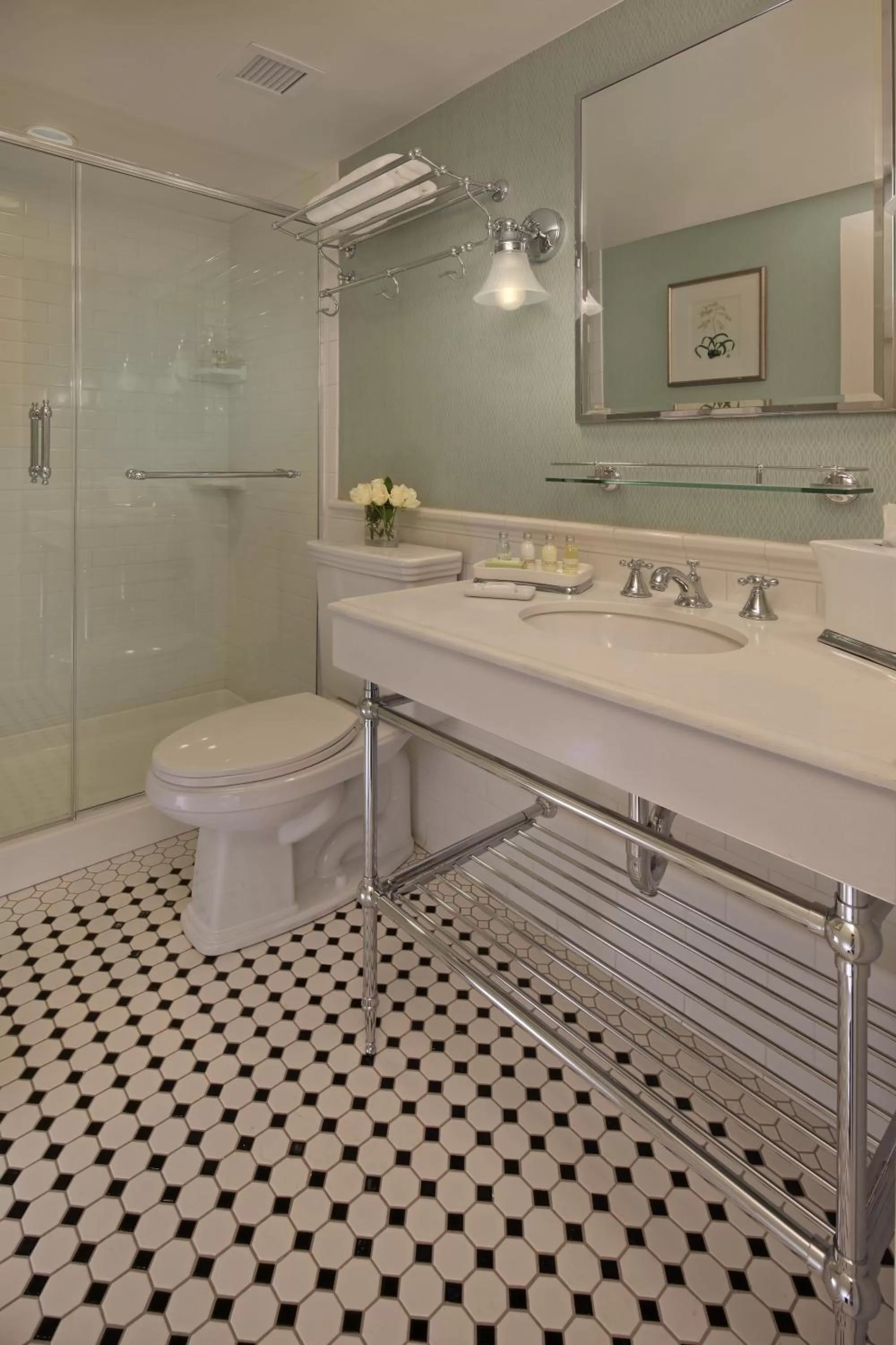 Double Room with Two Double Beds in Inn on Boltwood