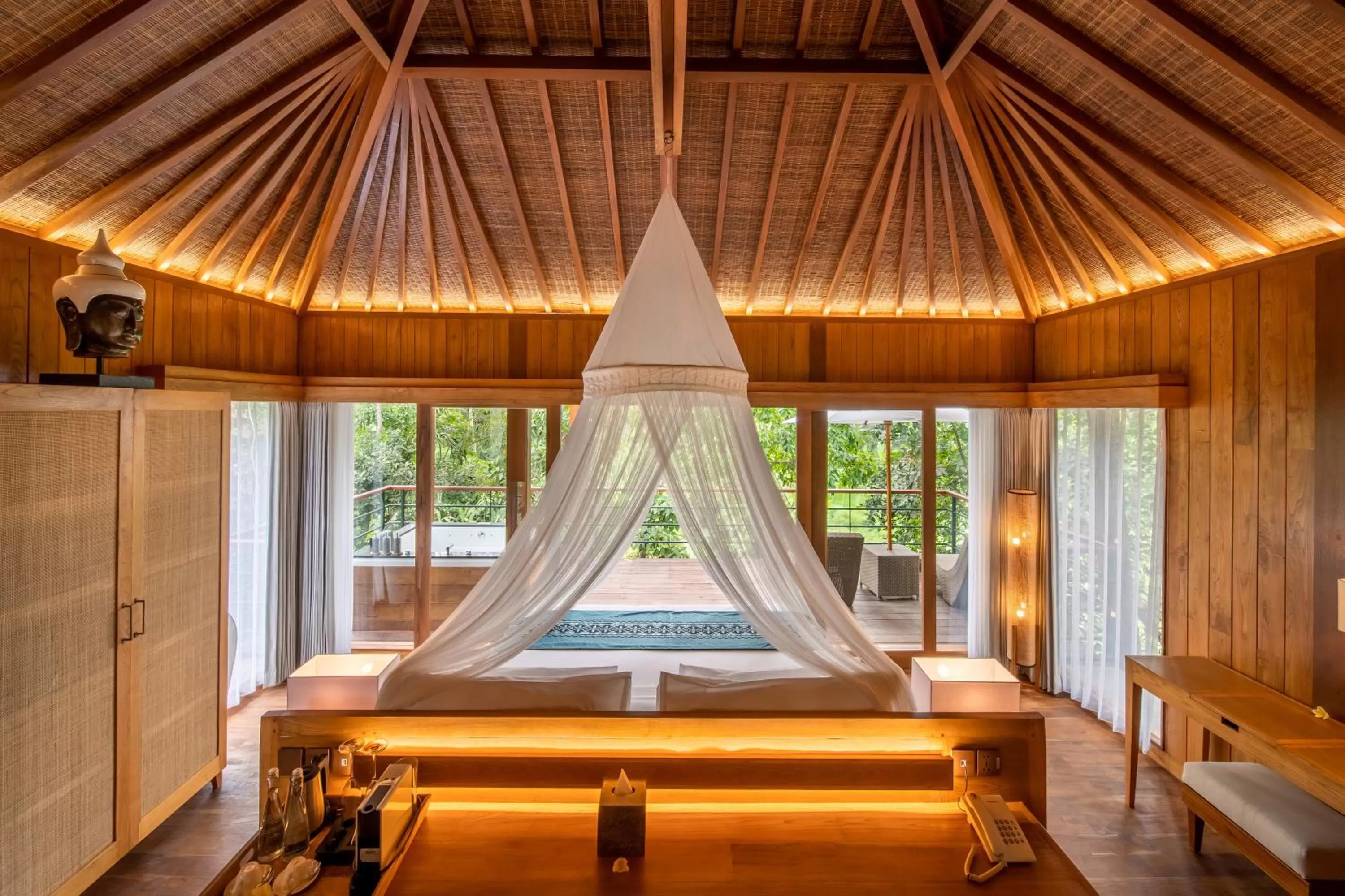 Deluxe King Suite with Hot Tub and Daily Scheduled Activities in Kappa Senses Ubud