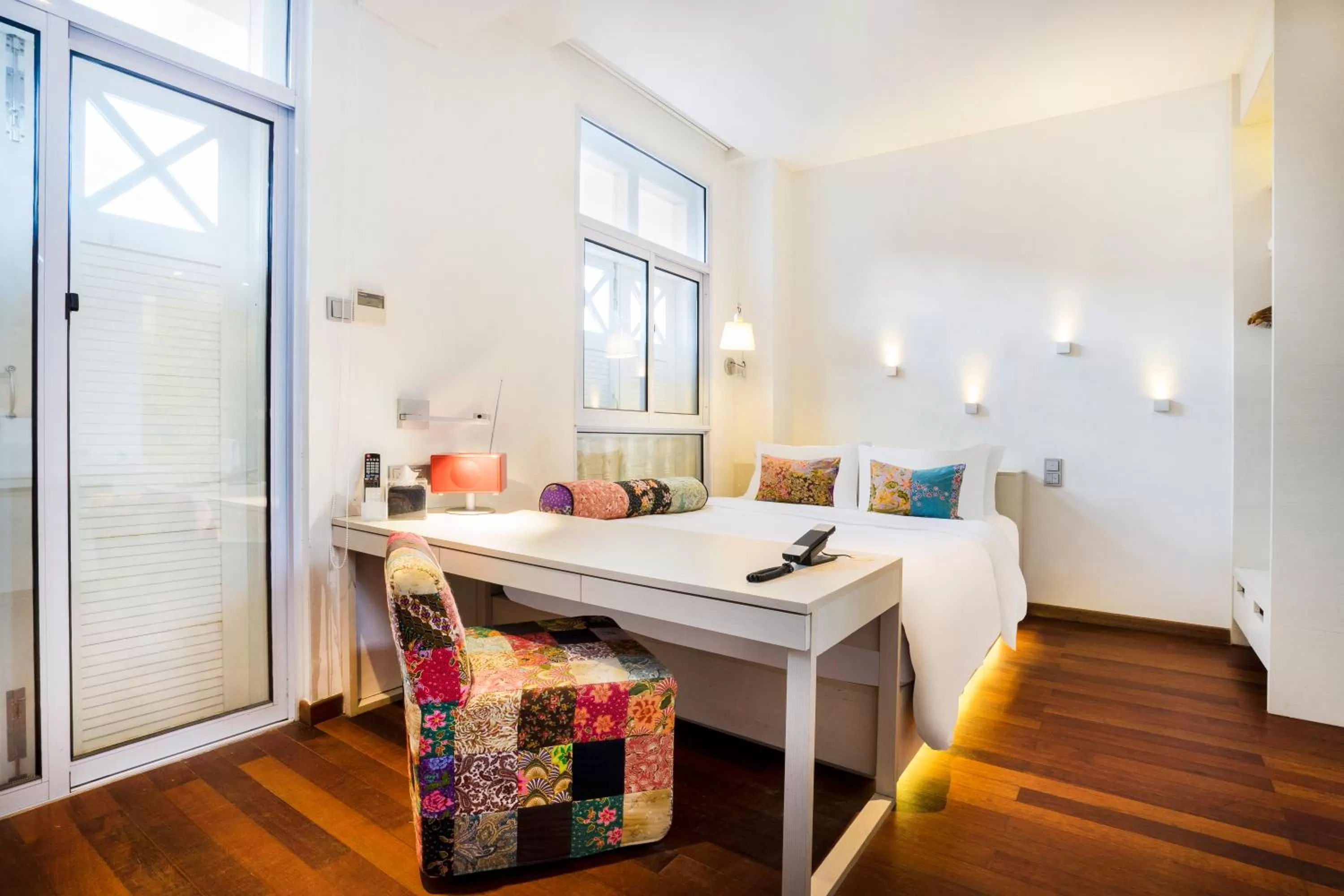 Deluxe Room with Balcony in The Daulat by Hotel Calmo