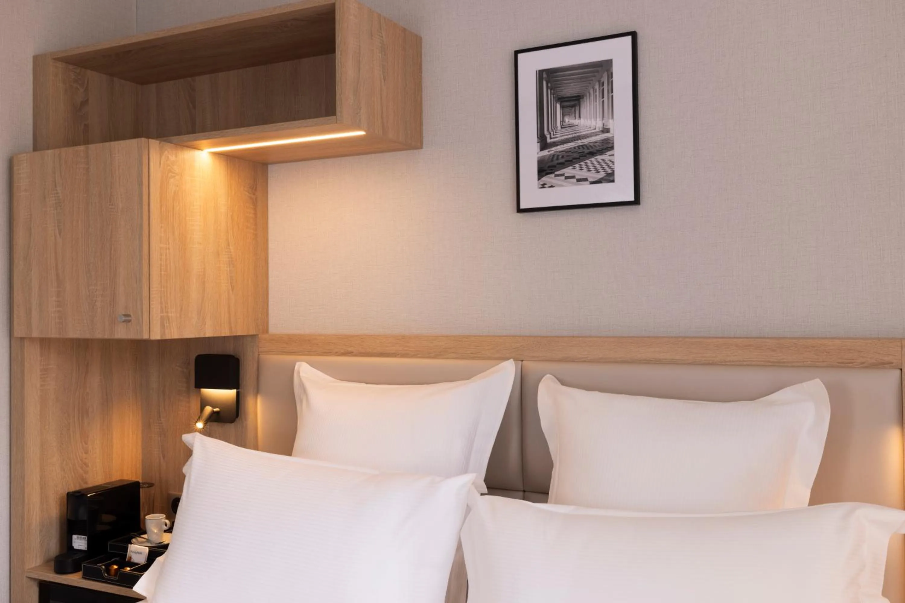 Superior Double Room in Hotel Charlemagne