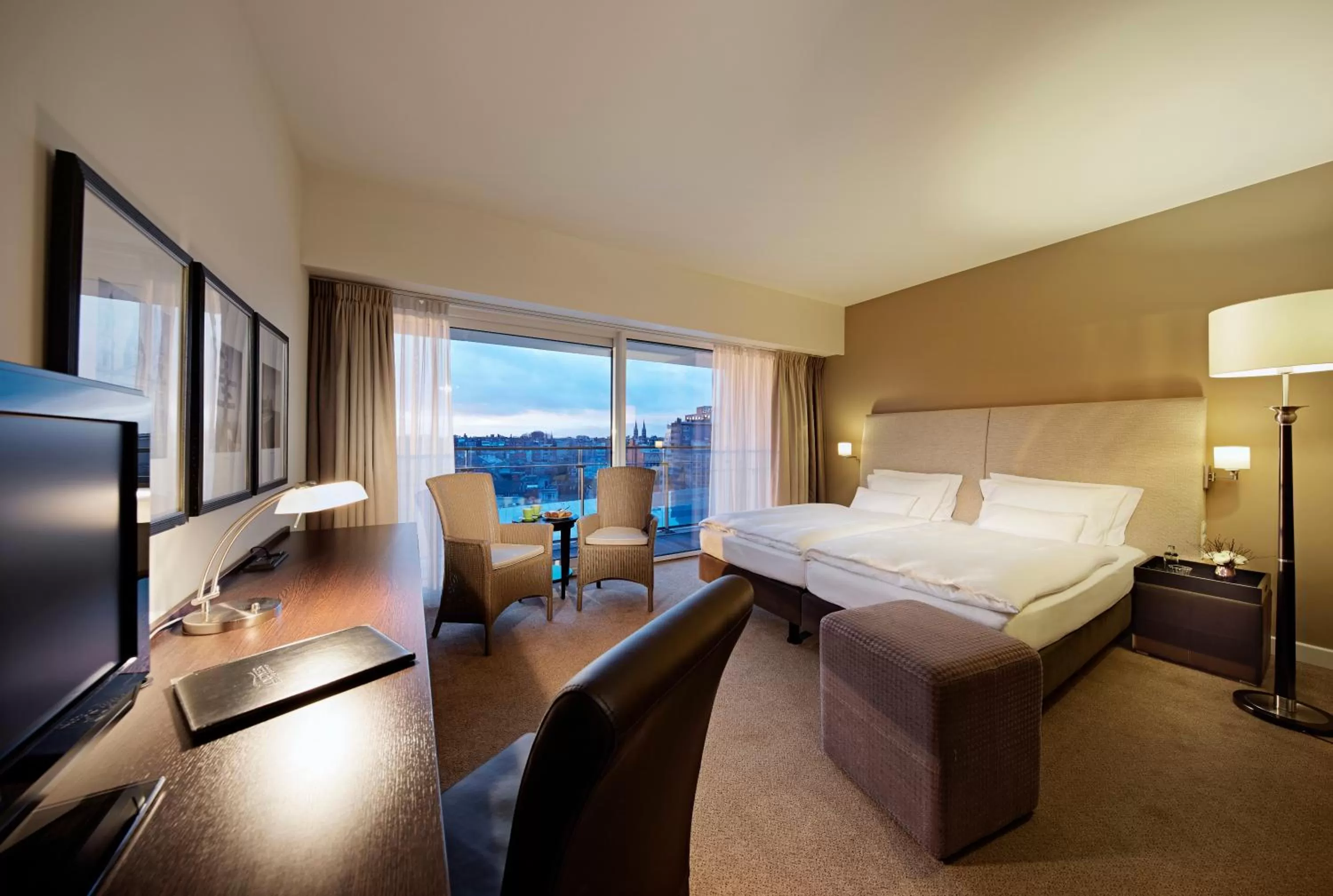 Twin Room with Balcony and City View in Lindner Hotel Antwerp, part of JdV by Hyatt