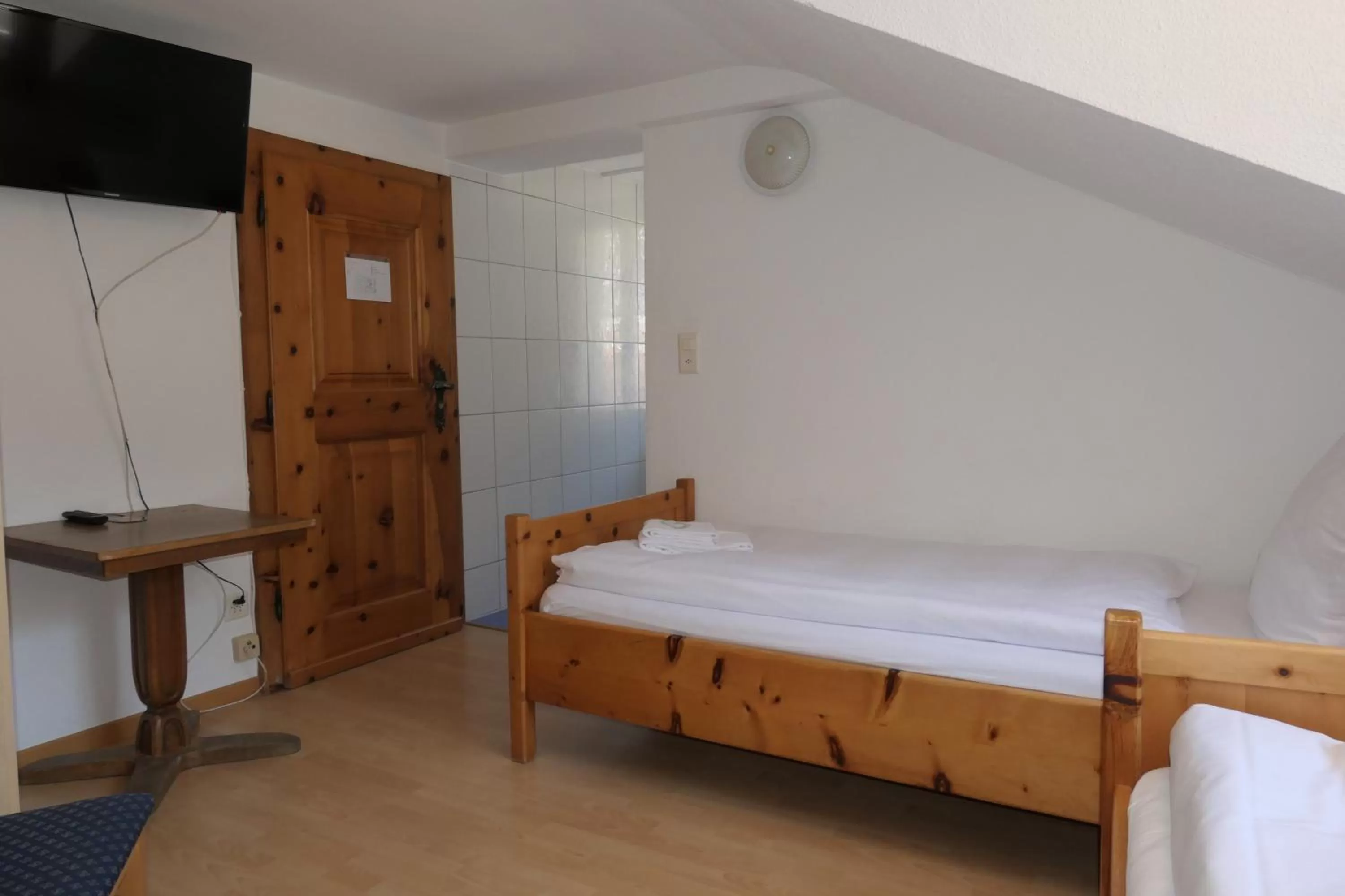 Twin Room with Shared Toilet - single occupancy in Hotel Franziskaner