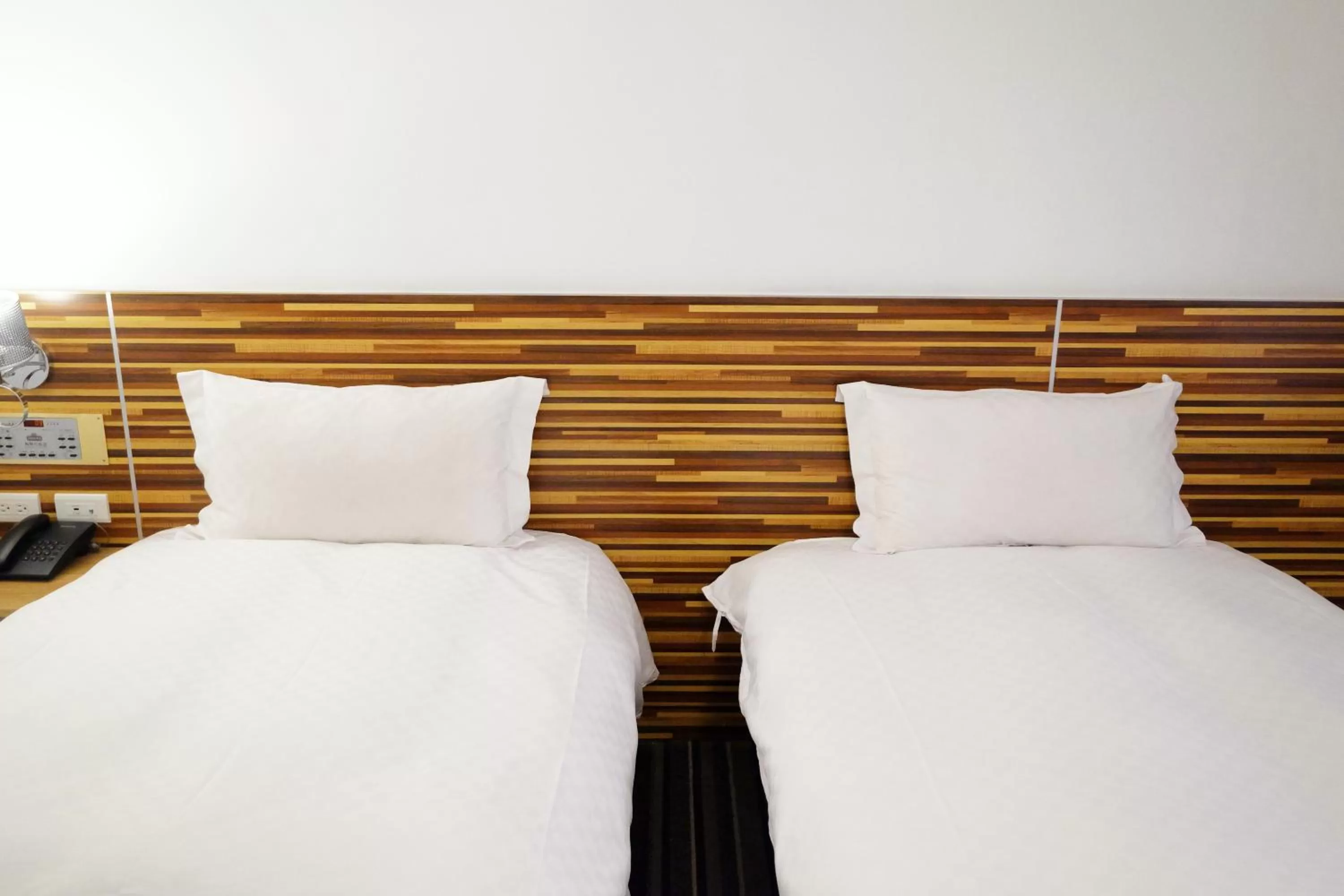 Standard Twin Room in Dynasty Hotel