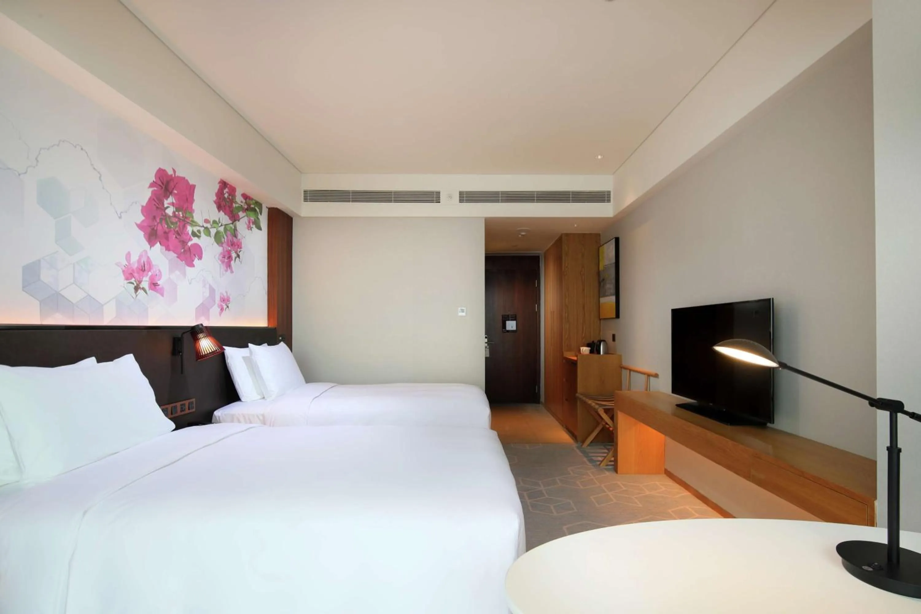 Twin Room in Hilton Garden Inn Zhuhai Hengqin
