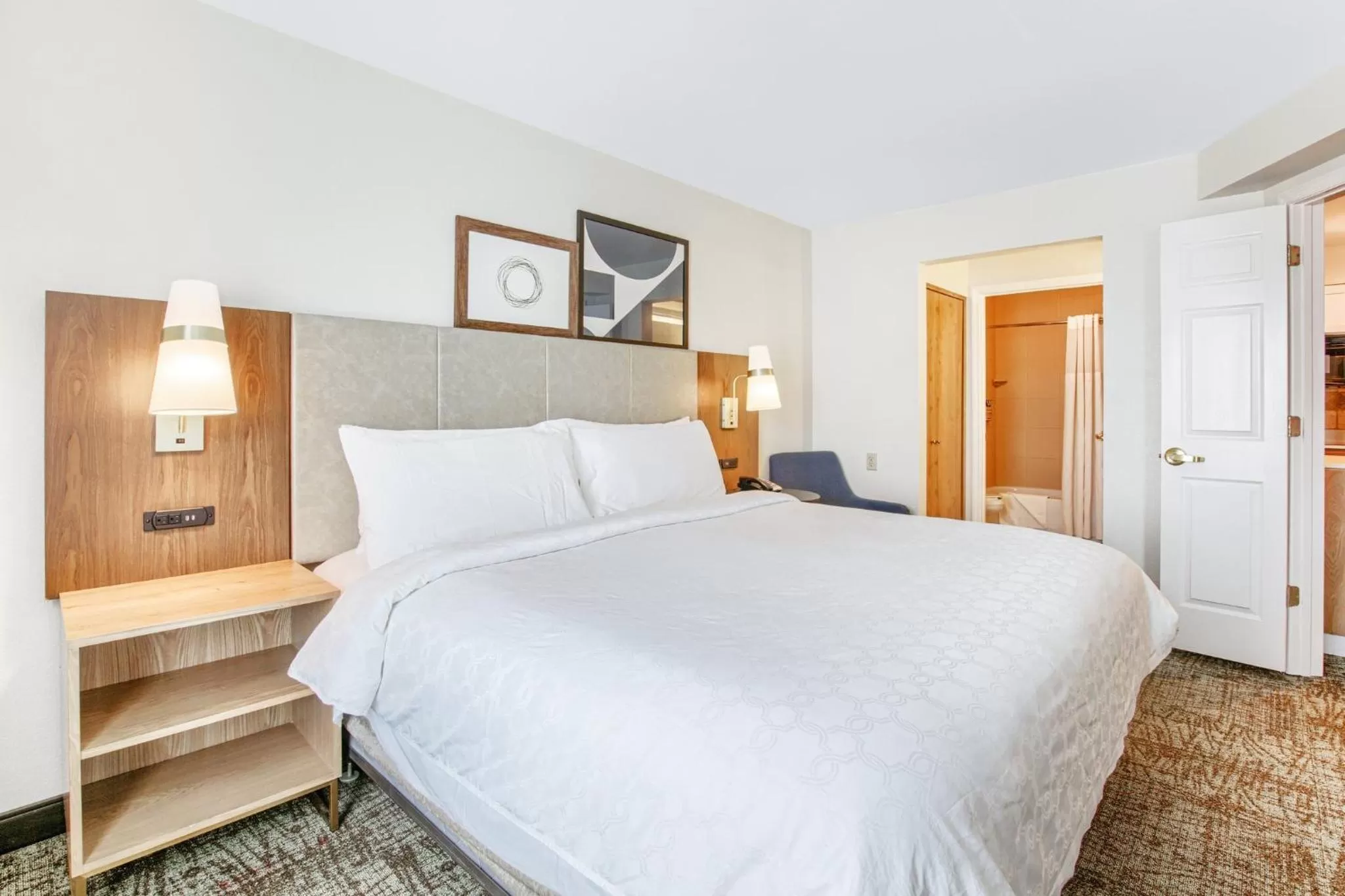 One-Bedroom King Suite with Sofa Bed in Staybridge Suites Gulf Shores by IHG