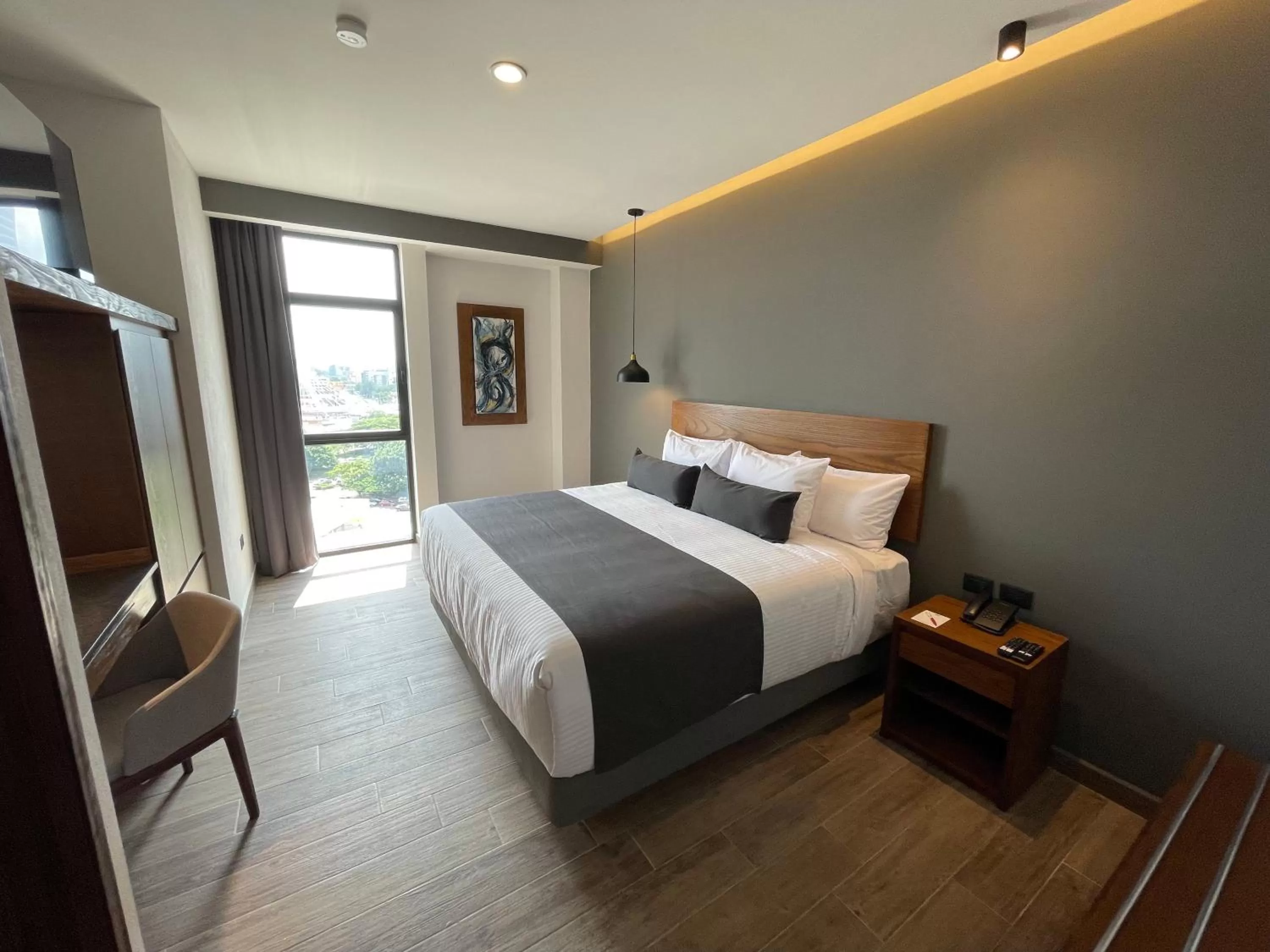 Standard King Room in Gumont Guadalajara López Mateos - Minerva