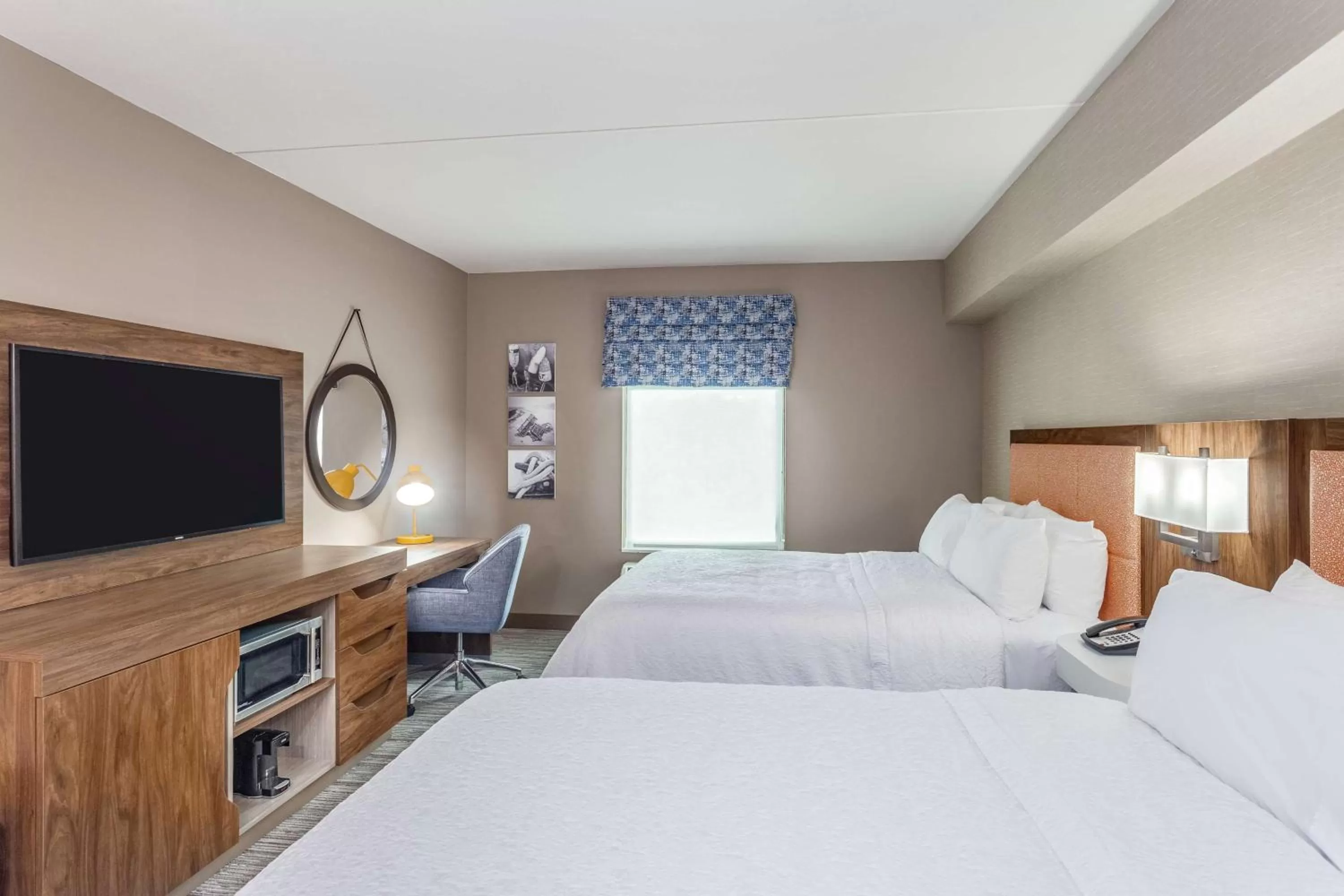 Queen Room with Two Queen Beds - Mobility and Hearing Access in Hampton Inn & Suites Kittery-Portsmouth