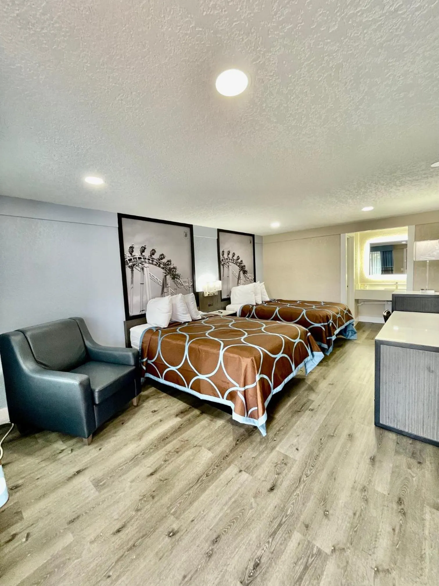 Double Room with Two Double Beds - Non-Smoking in Super 8 by Wyndham Kissimmee-Orlando