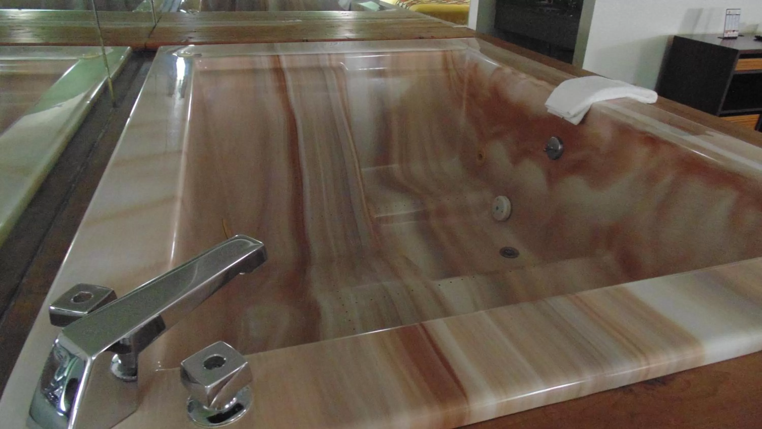 King Suite - Non-Smoking in Super 8 by Wyndham Sapulpa/Tulsa Area