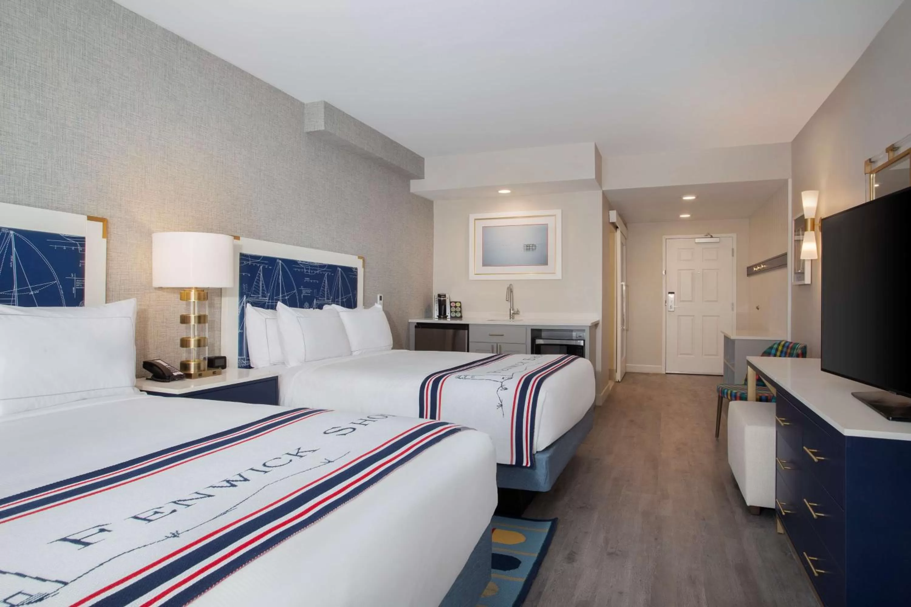Queen Room with Two Queen Beds - Hearing Accessible in Fenwick Shores, Tapestry Collection by Hilton