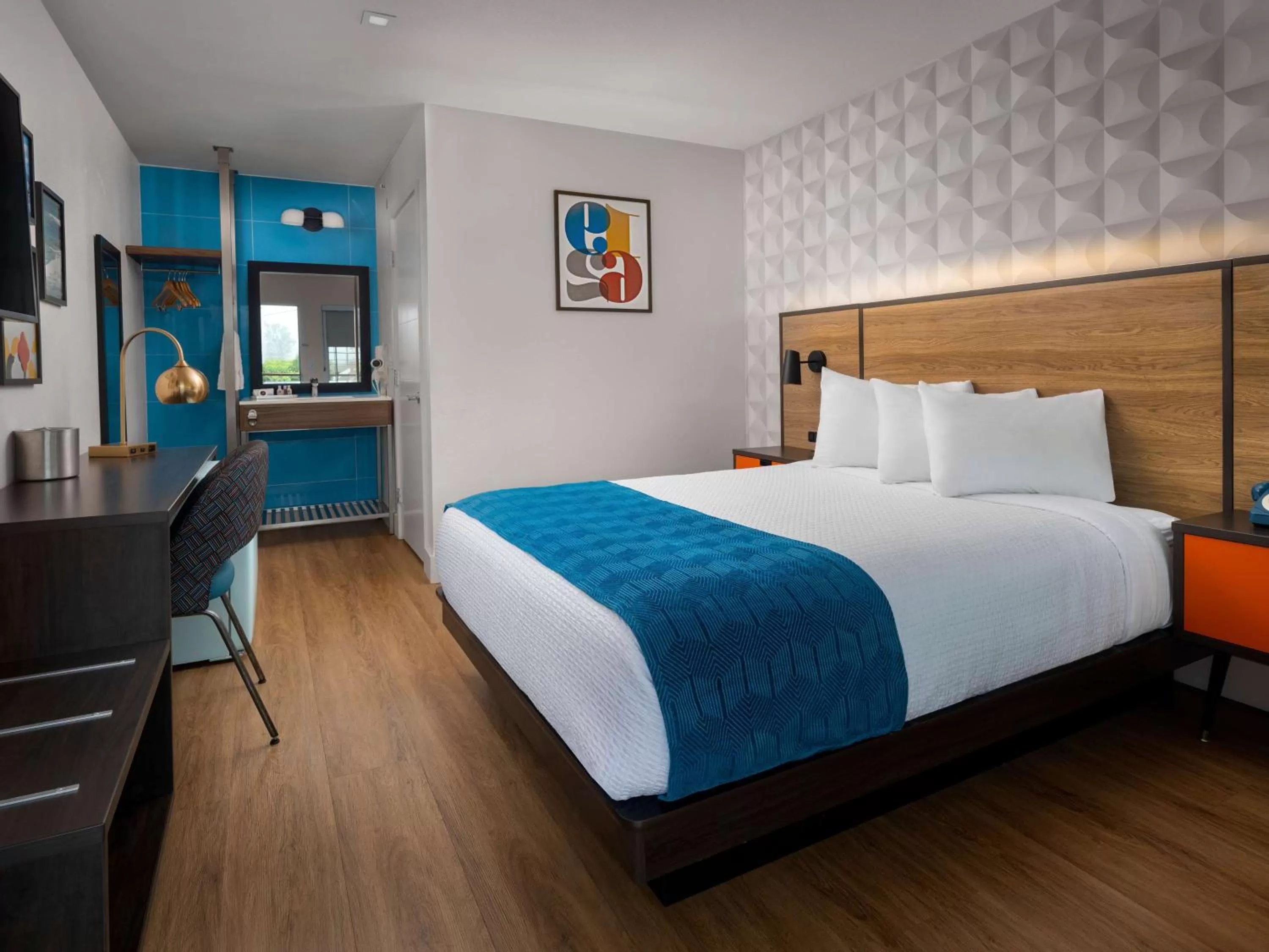 Queen Bed | New 60s Retro-Style Decor in Motel 6-Santa Barbara, CA - Beach