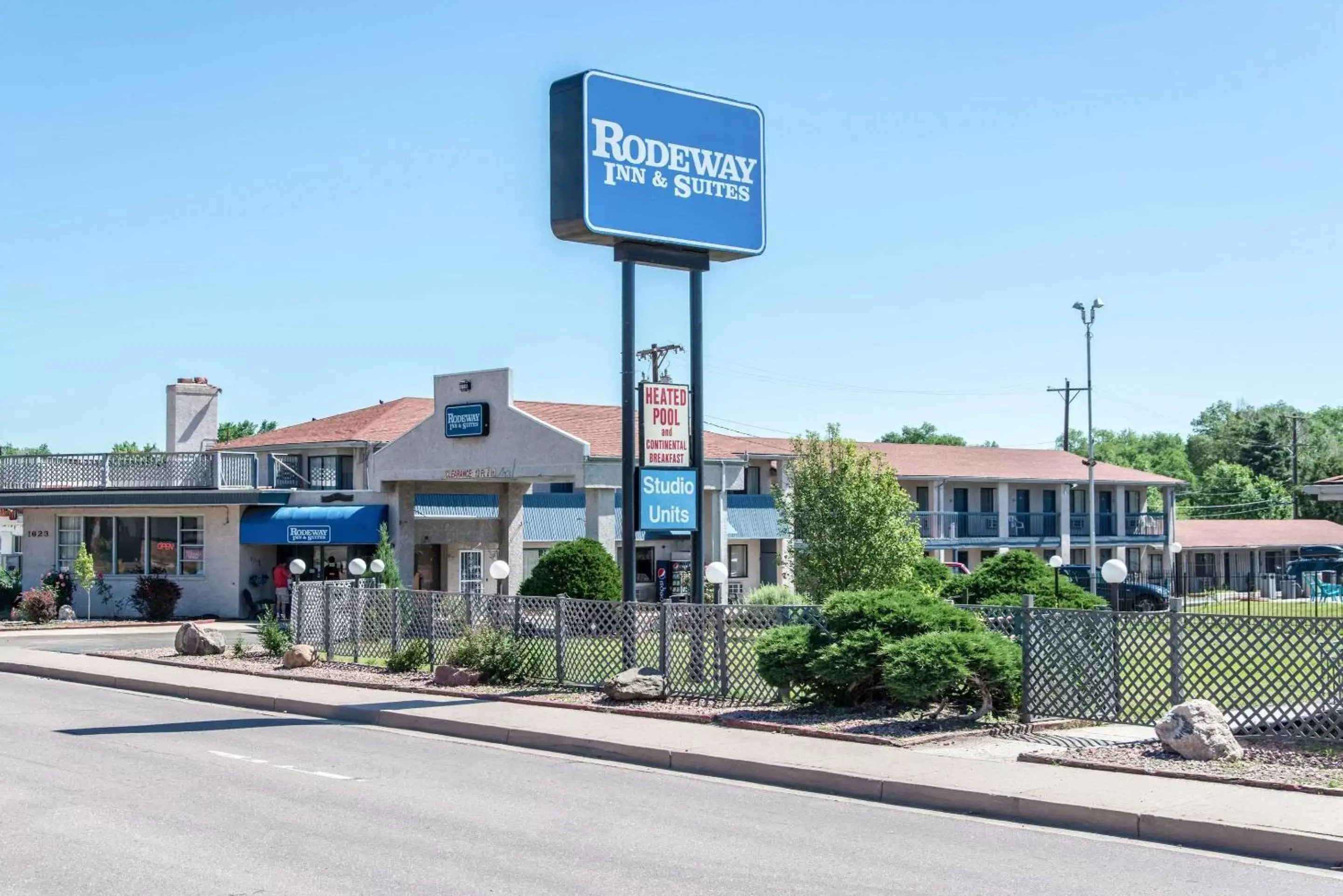 Rodeway Inn & Suites Colorado Springs Rodeway Inn & Suites Colorado Springs