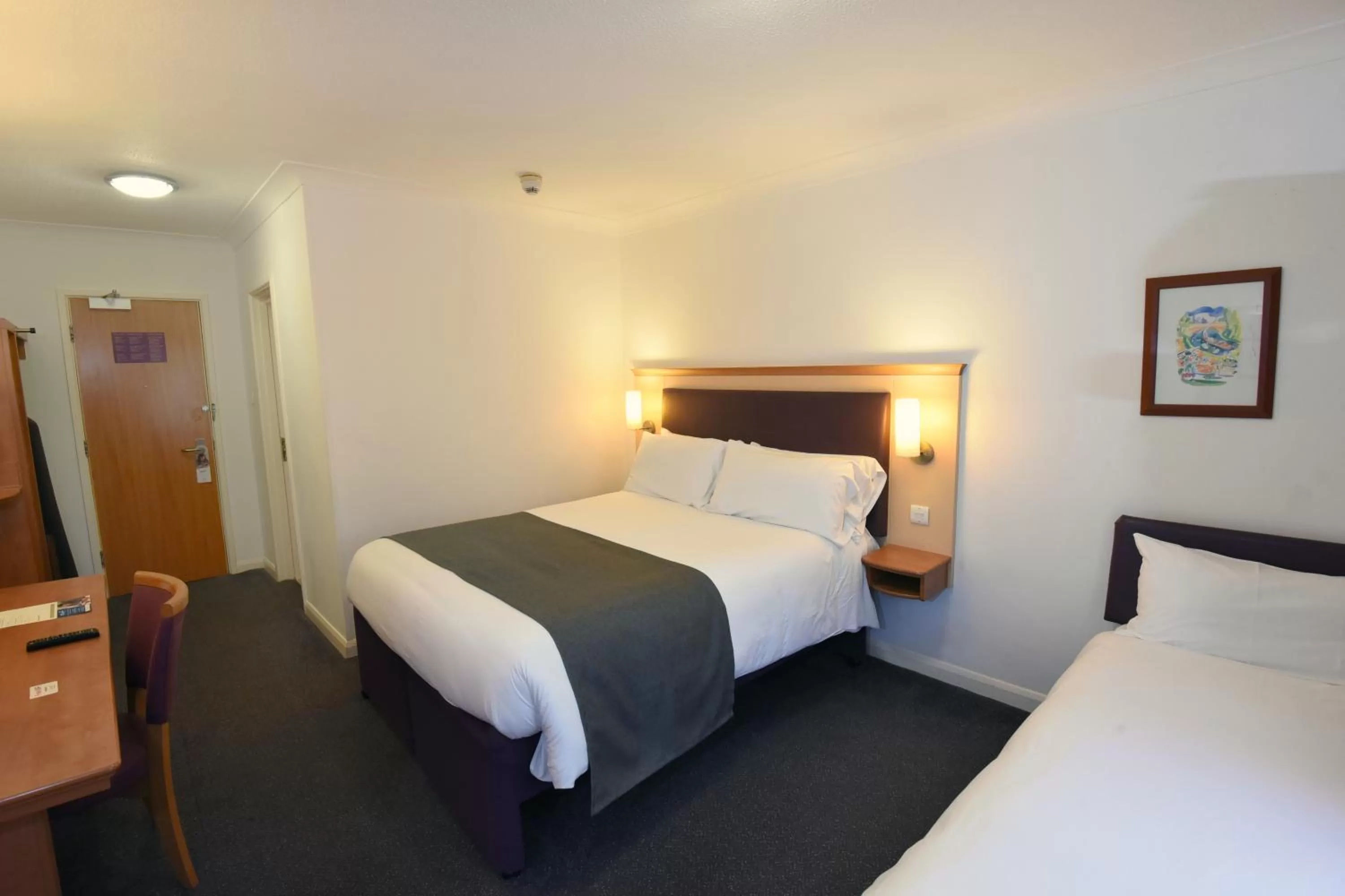 Standard Twin Room in Lea Gate by Greene King Inns