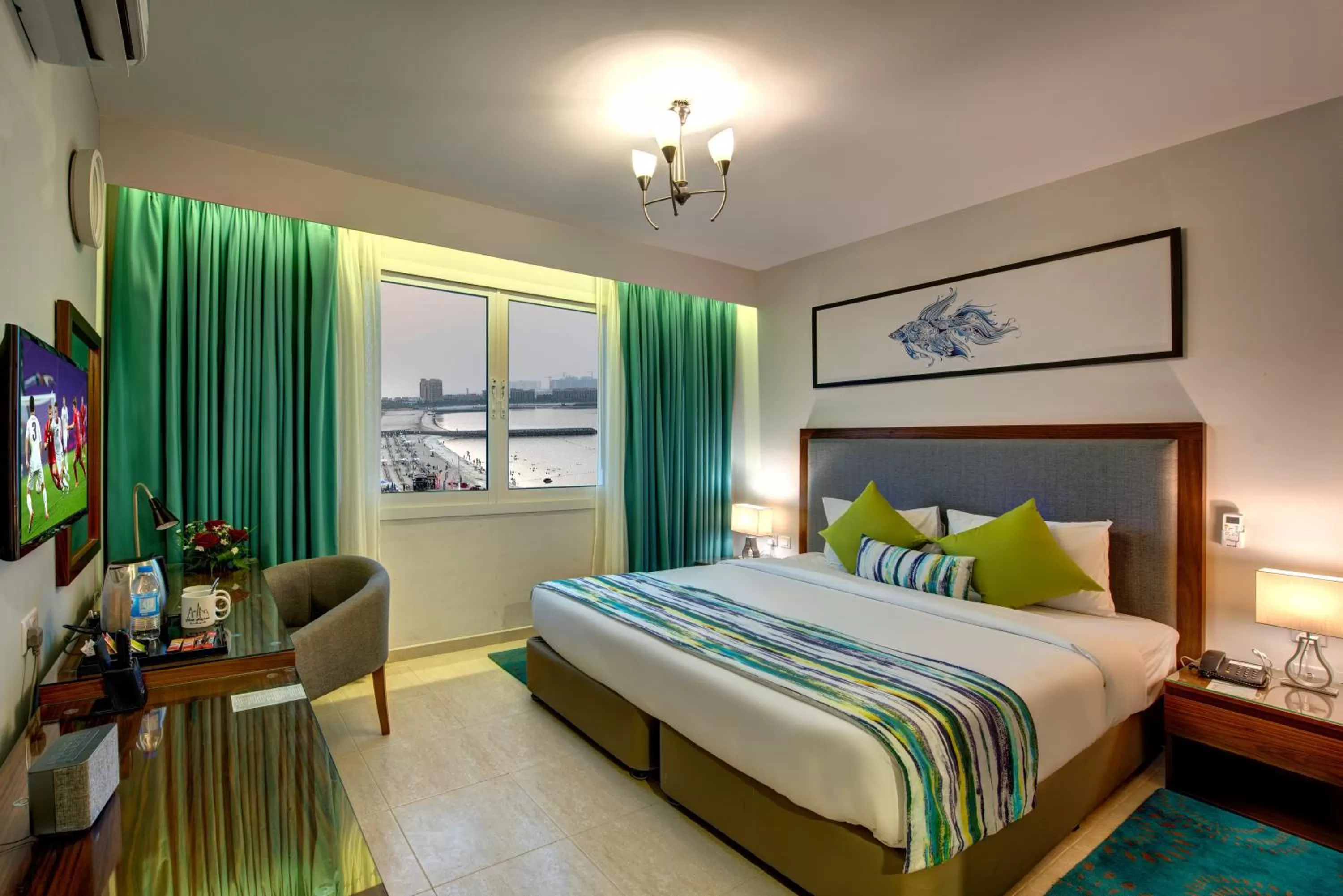 Deluxe Double Room with Sea View in City Stay Beach Hotel Apartments - Marjan Island