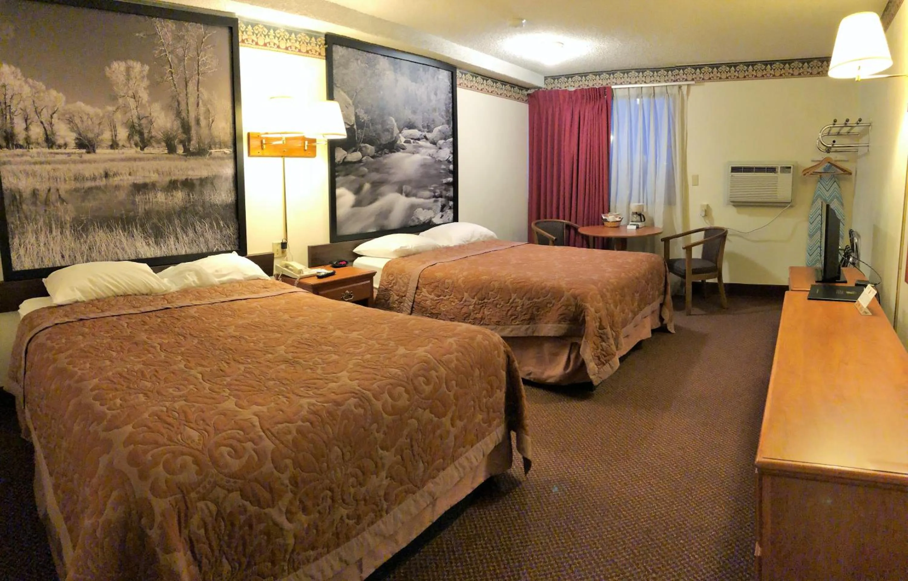 Queen Room with Two Queen Beds - Non-Smoking in Super 8 by Wyndham Laramie