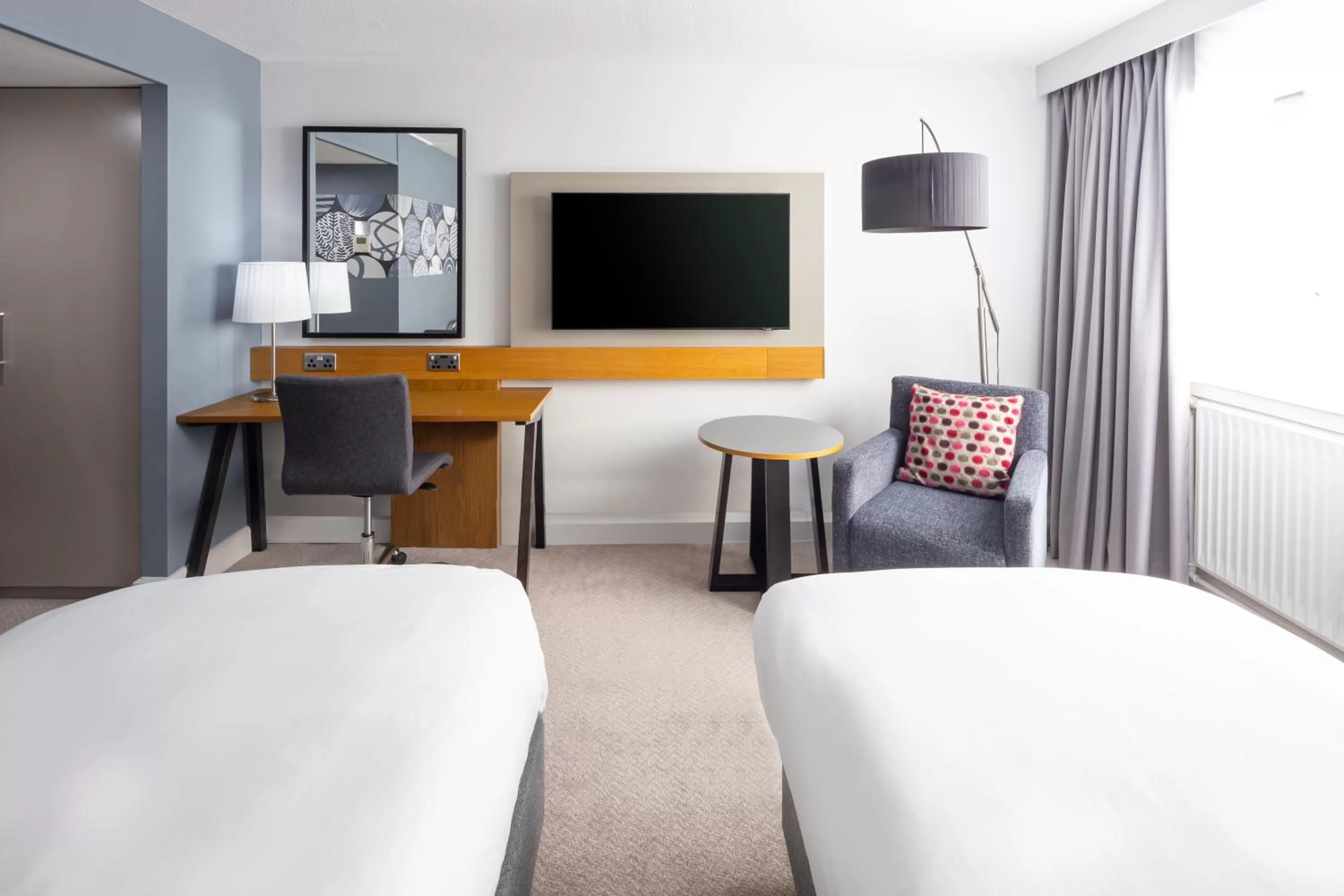 Premium Twin Room in Crowne Plaza Harrogate by IHG