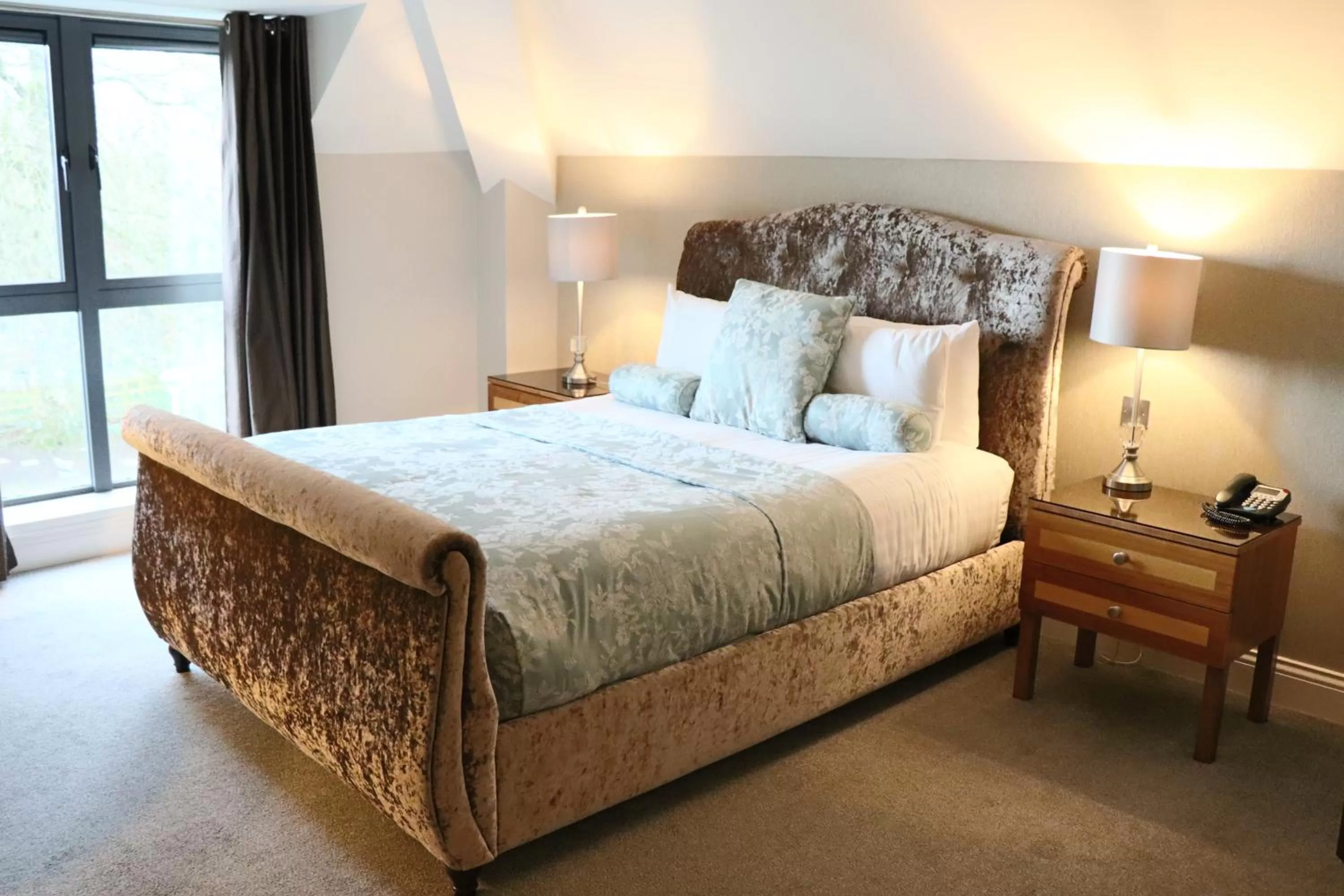 Deluxe Double Room in Raheen Woods Hotel